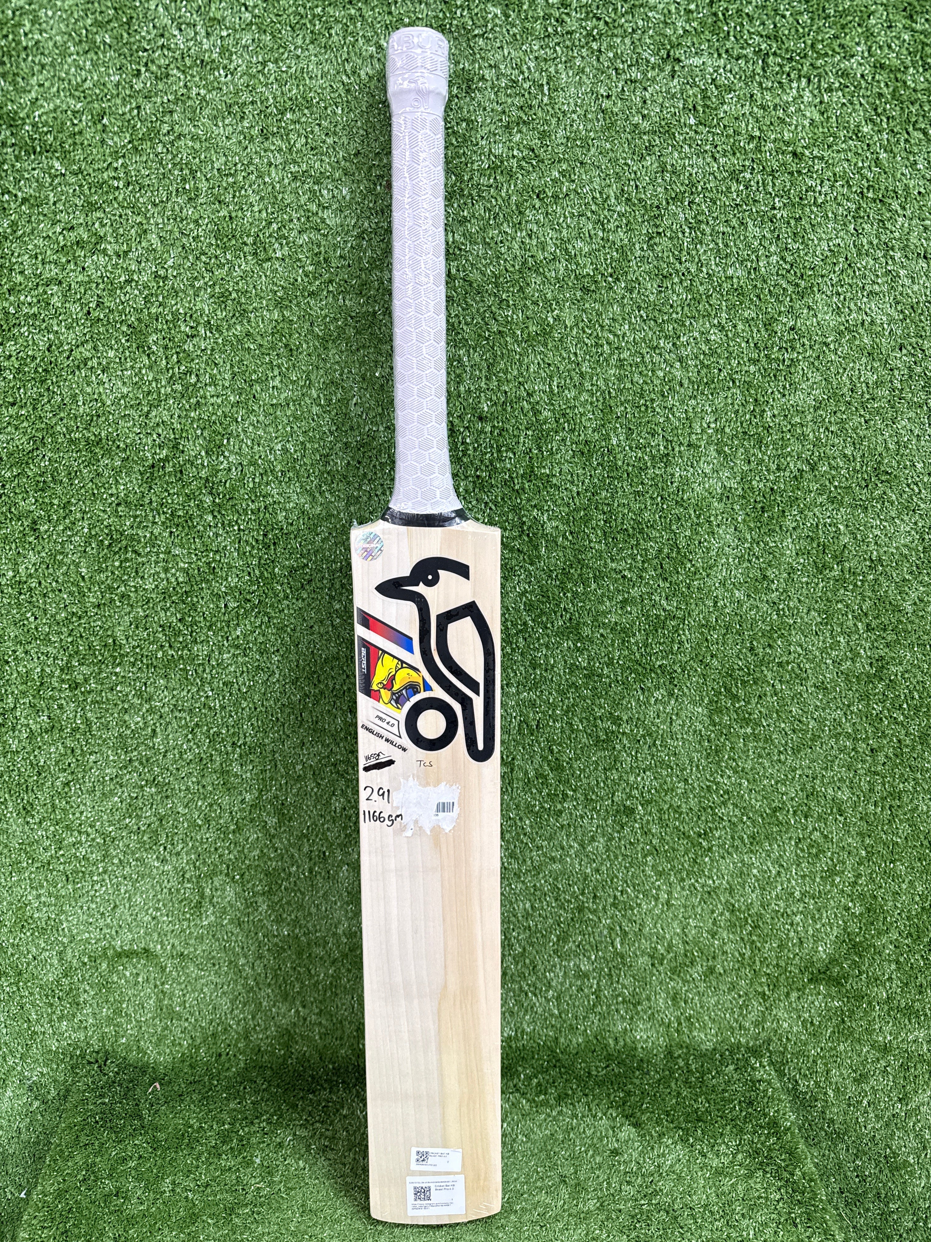 Kookaburra Beast Pro 4.0 English Willow Cricket Bat