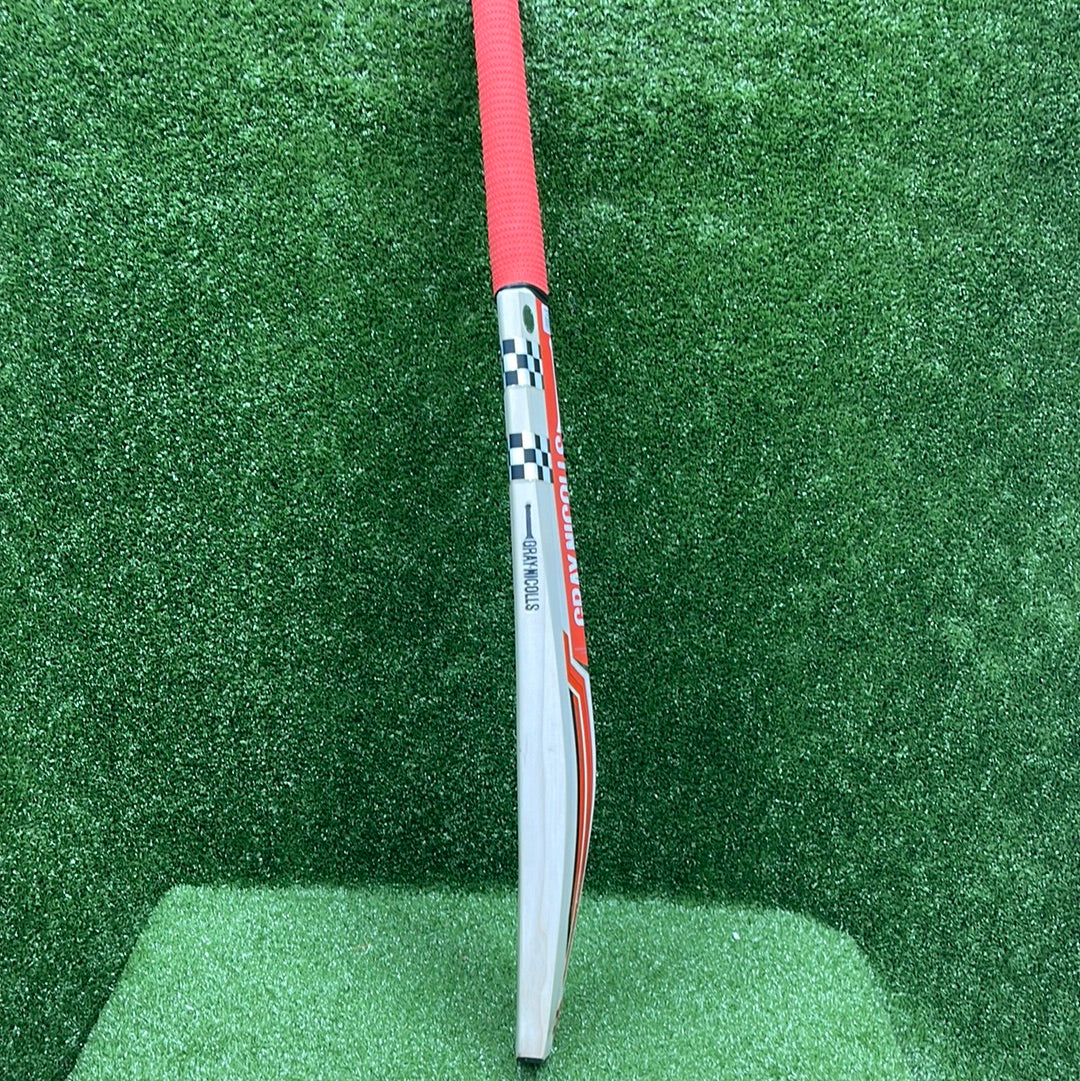 Gray-Nicolls Astro 5 Star Adult Cricket Bat