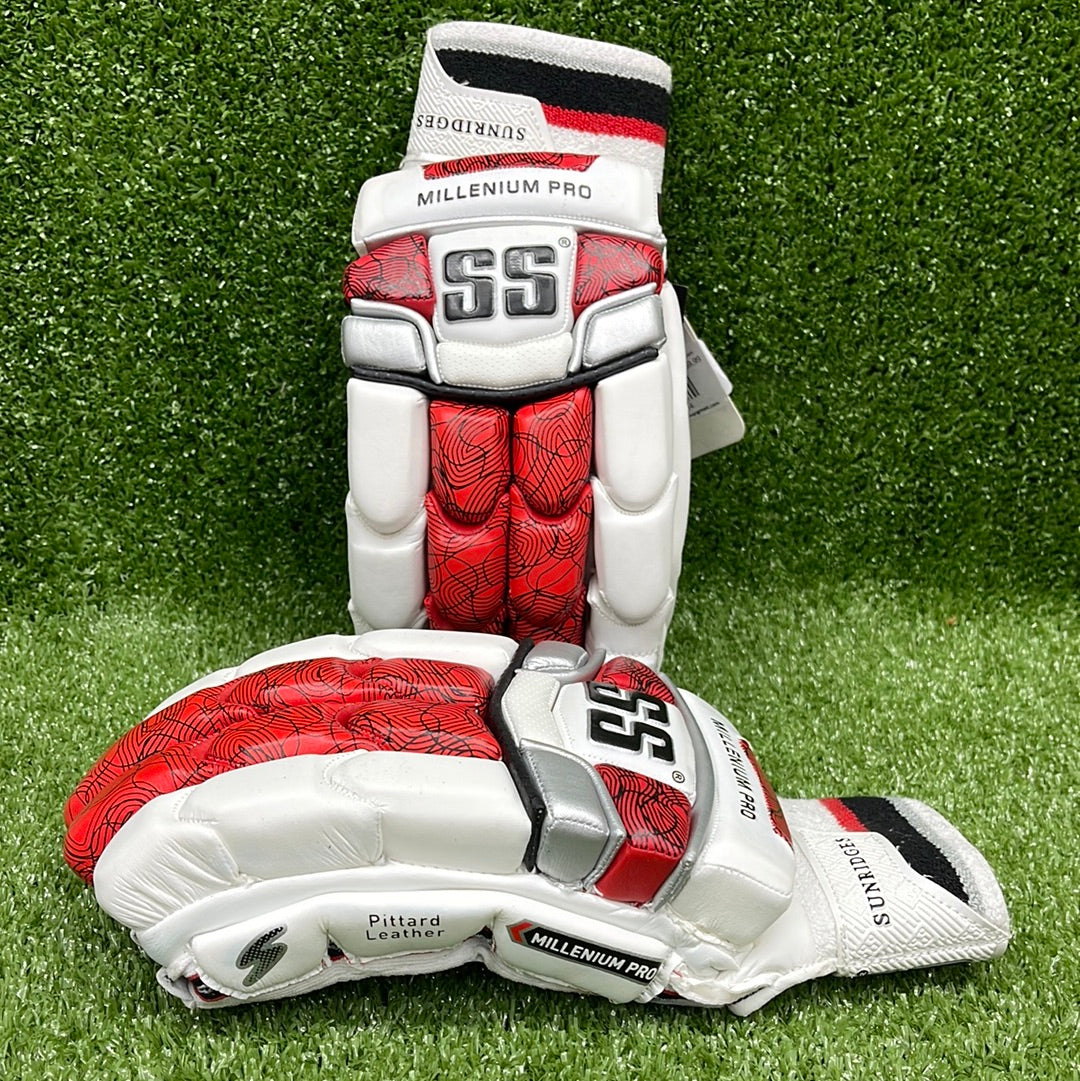 SS Millenium Pro Junior/Youth Cricket Batting Gloves Red
