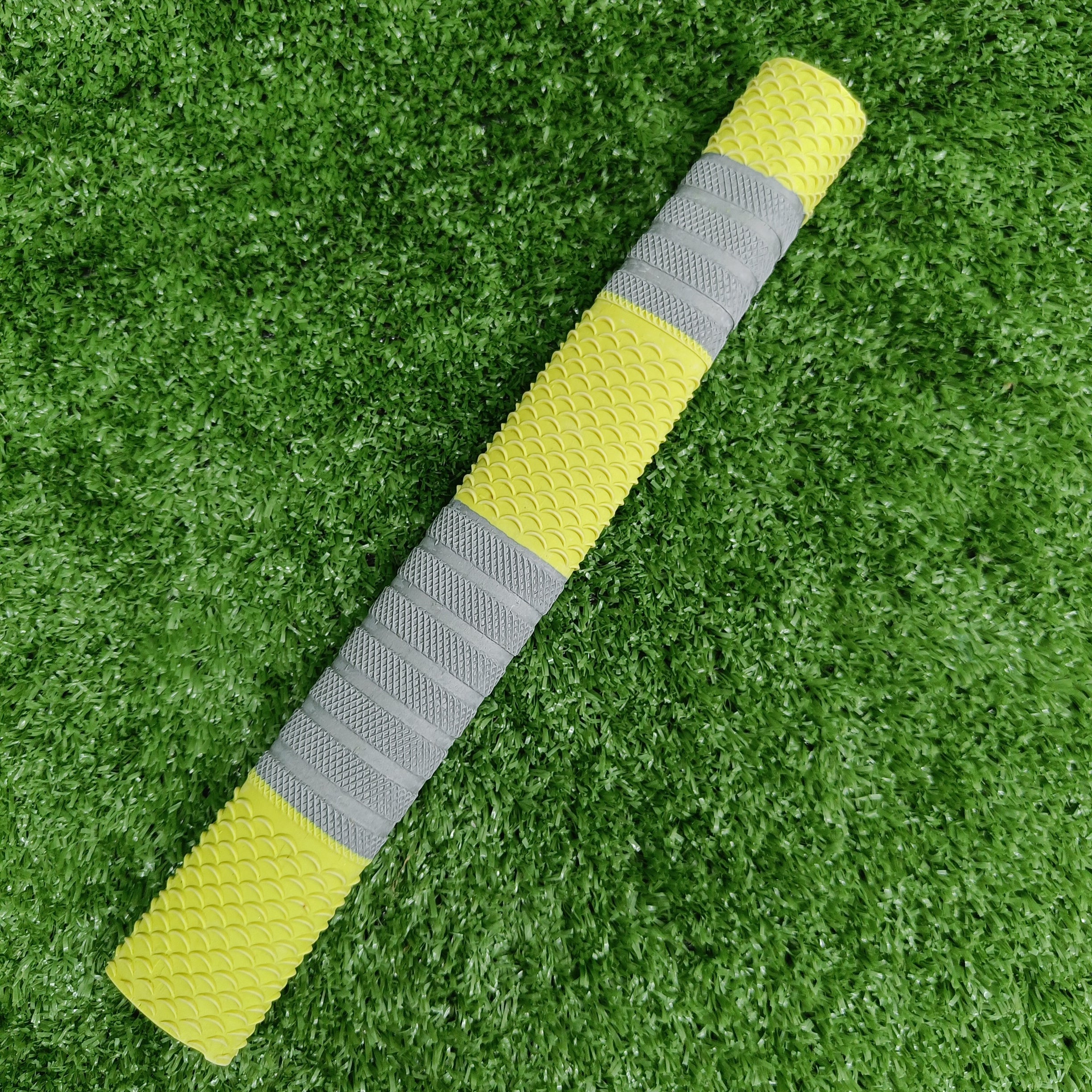 Raydn Ultra Cricket Grip