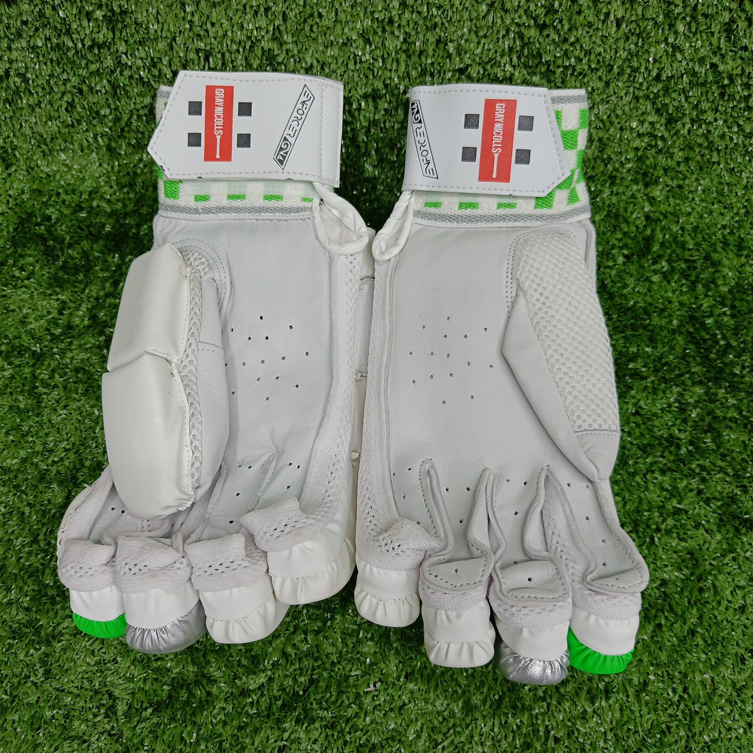 Gray-Nicolls 4 Enforcer Adult Cricket Batting Gloves
