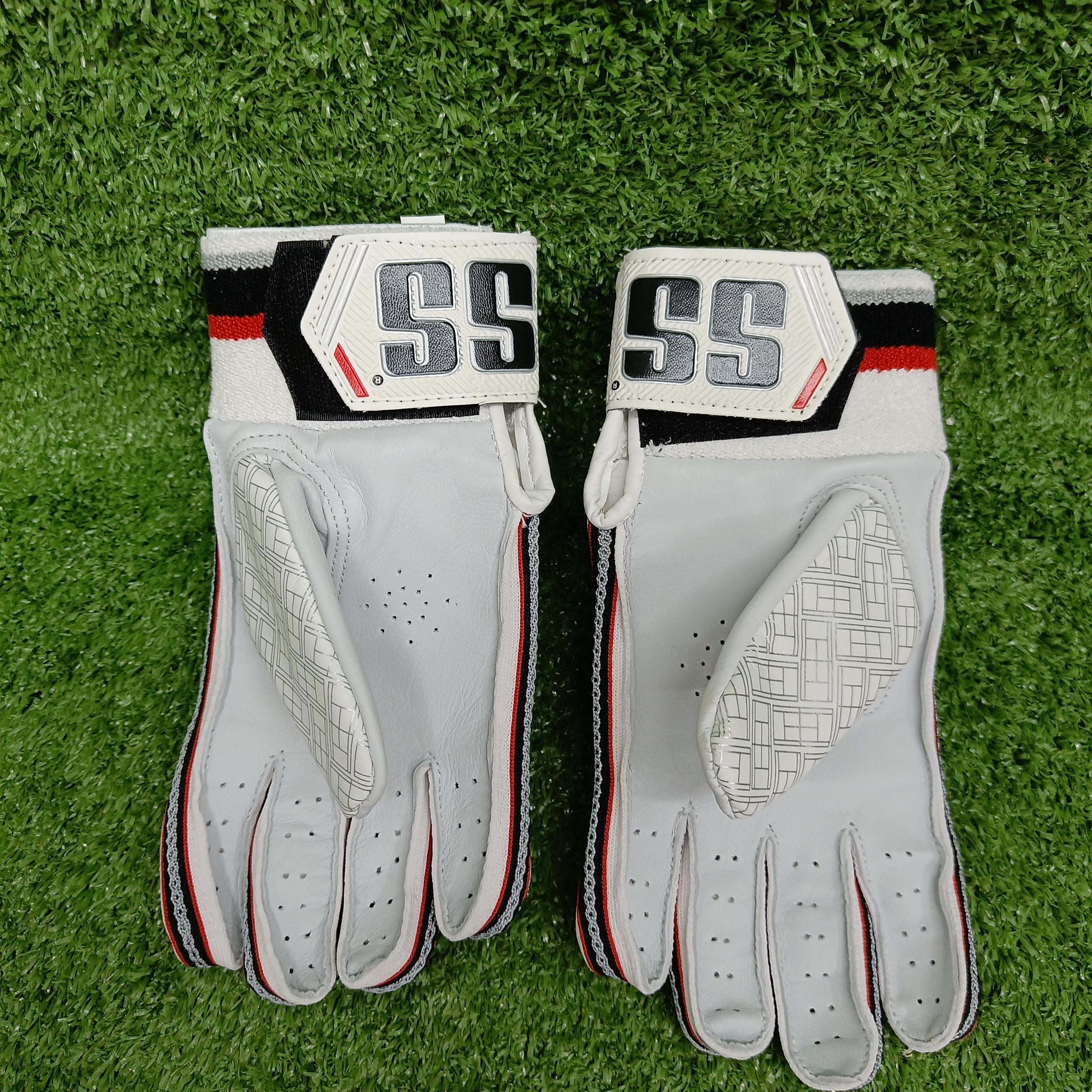 SS Indoor Adult Tennis Ball Cricket Batting Gloves (Ambidextrous)
