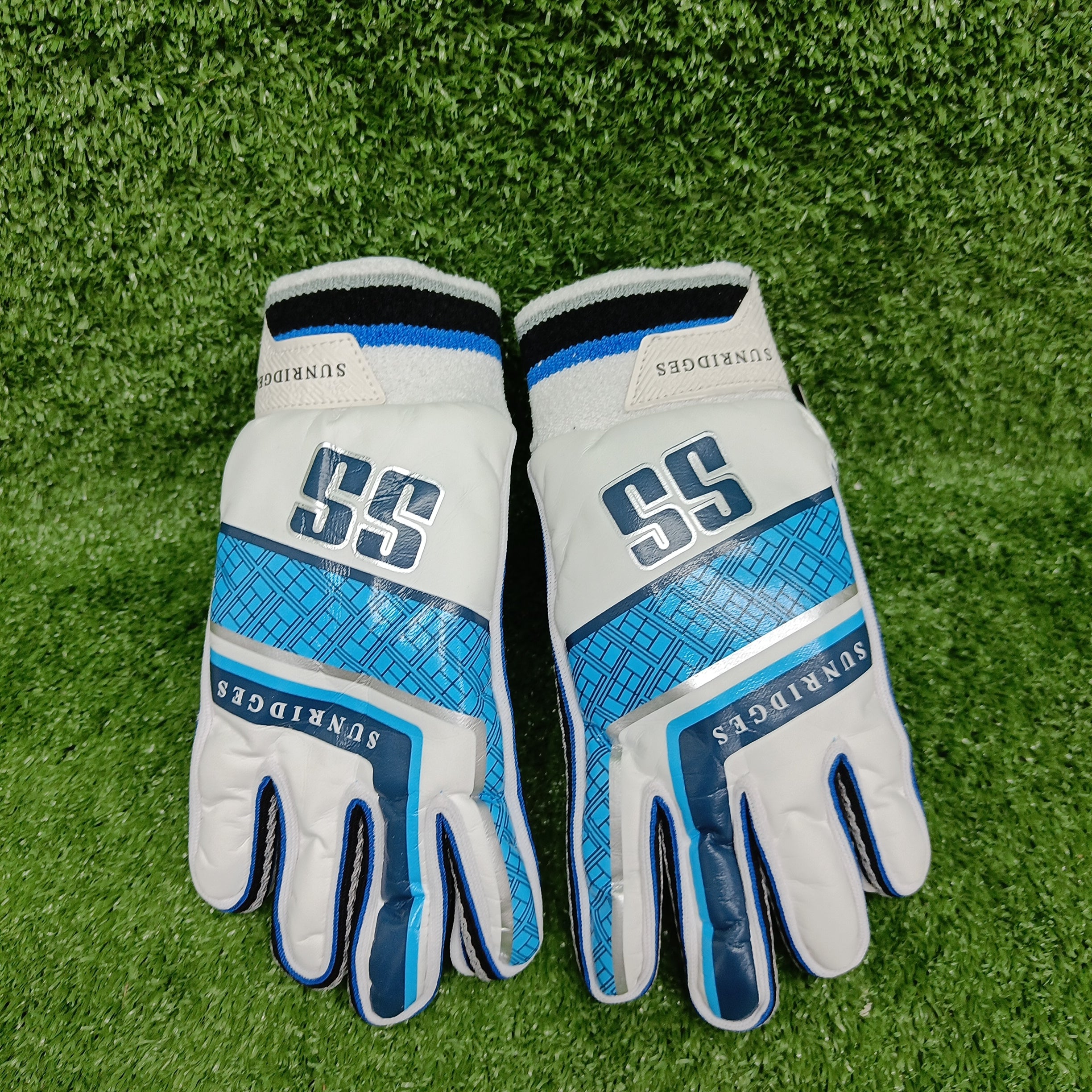 SS Indoor Adult Tennis Ball Cricket Batting Gloves (Ambidextrous)