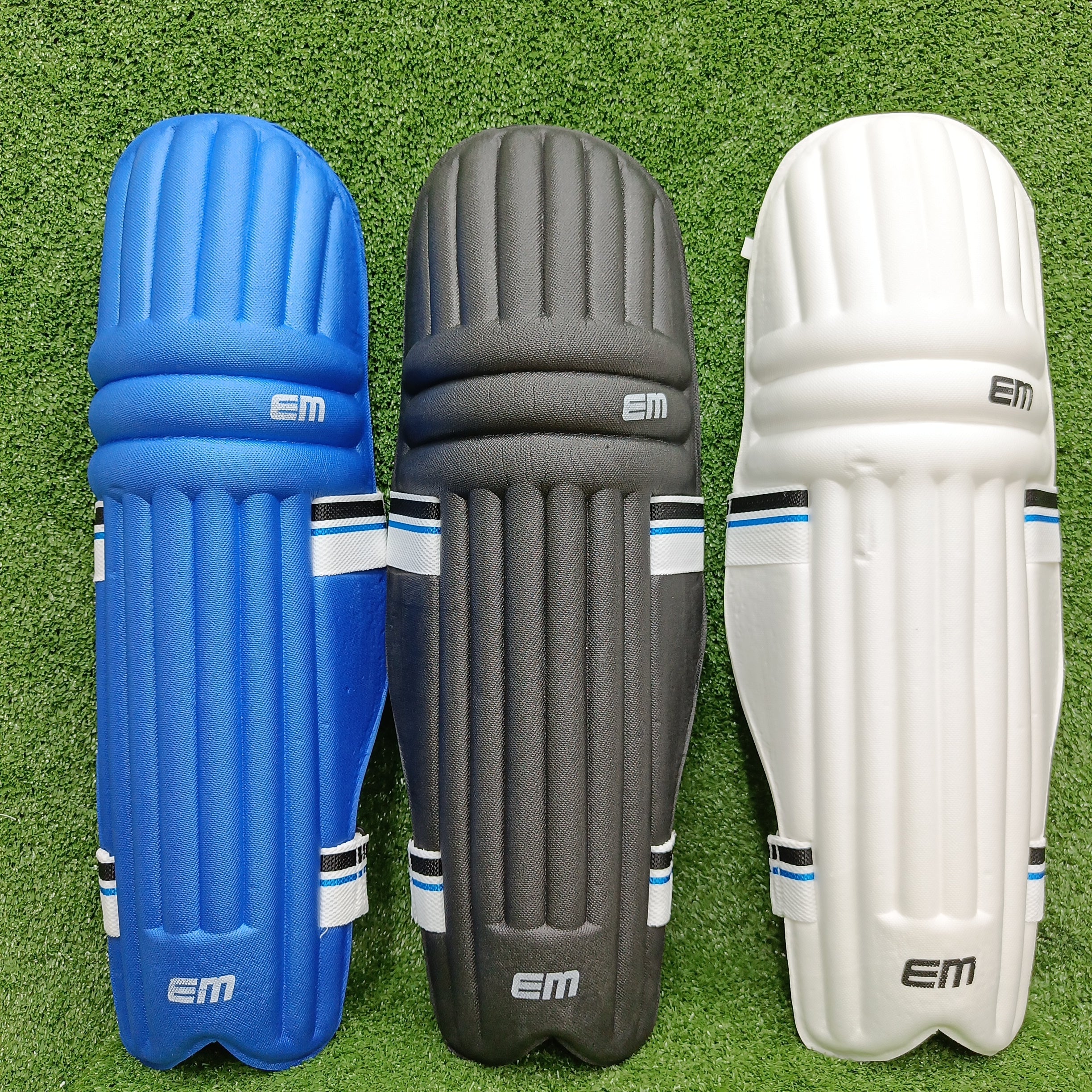 EM Maxxum 4.0 Junior / Youth Cricket Batting Pads