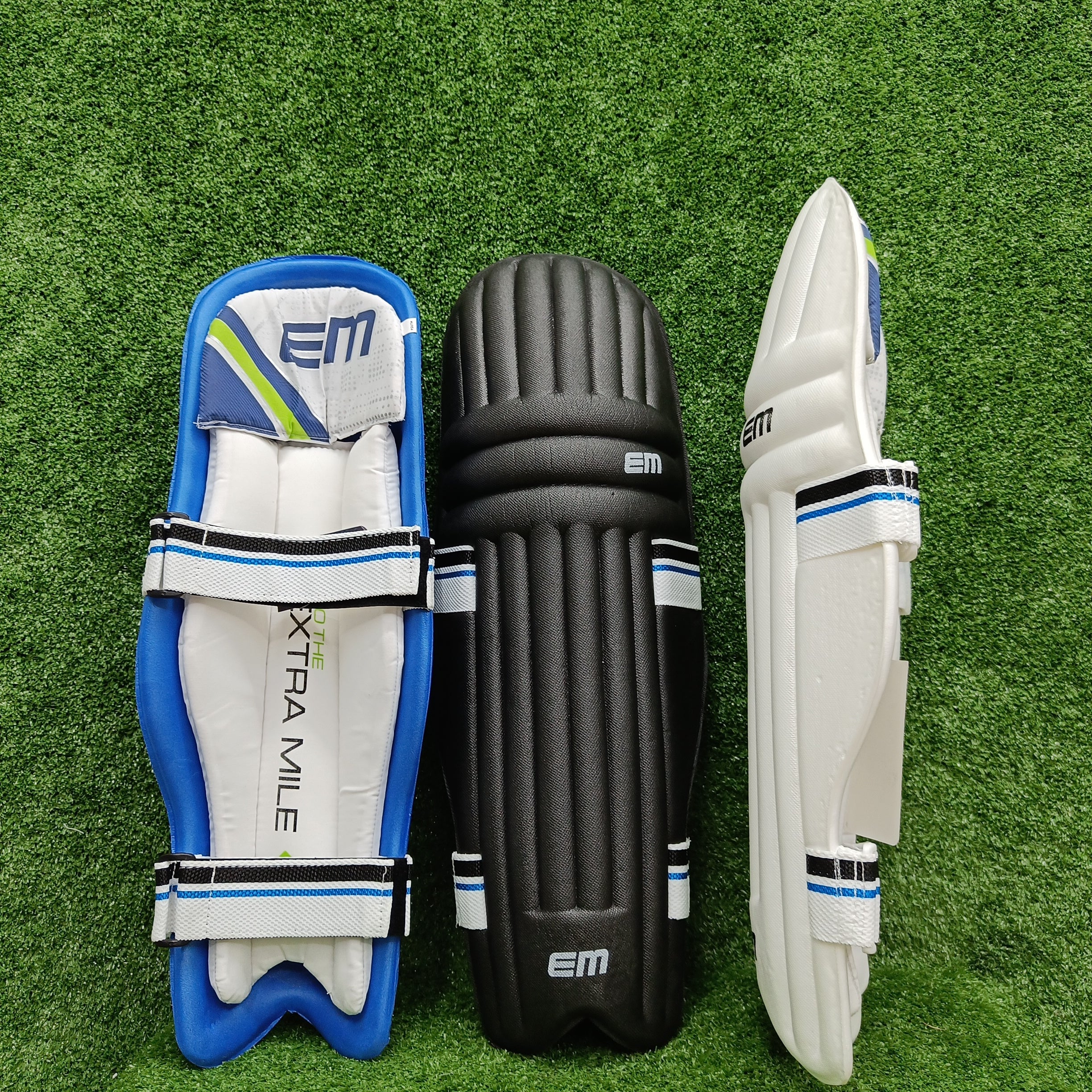 EM Maxxum 4.0 Junior / Youth Cricket Batting Pads