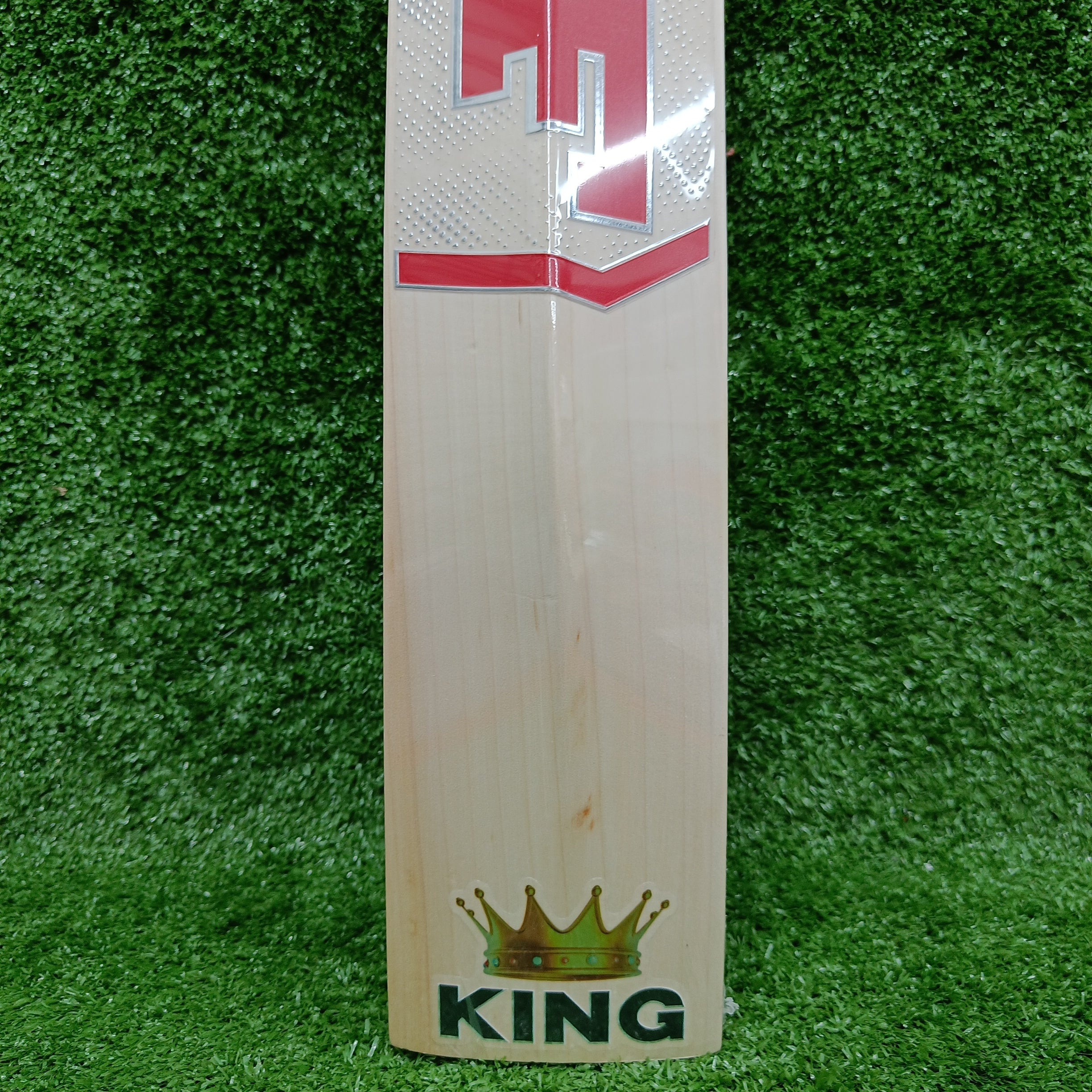 MRF King (Virat Kohli Players) English Willow Cricket Bat by MRF - in-use view - TopCricketStore