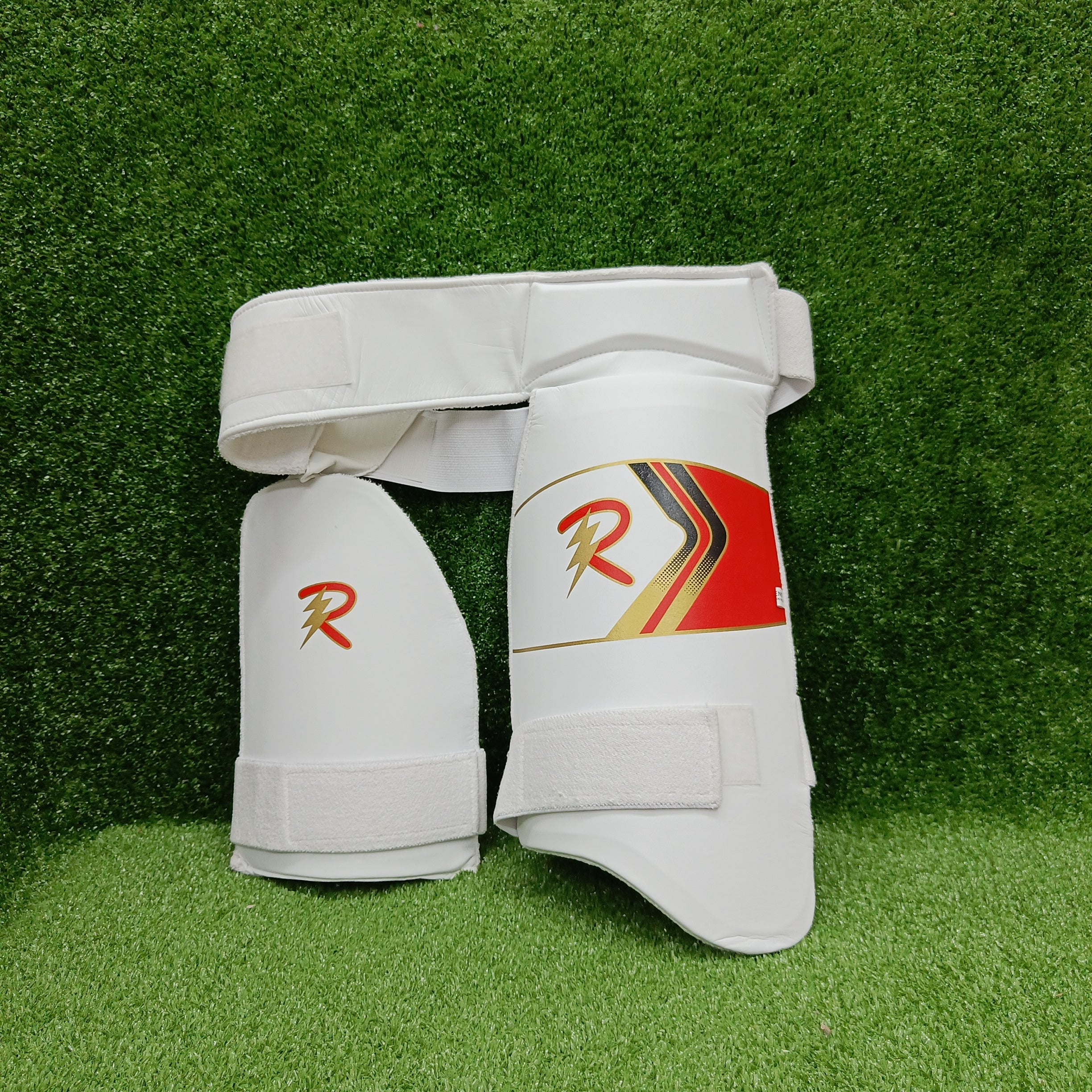 Raydn Thigh Guard Junior / Youth