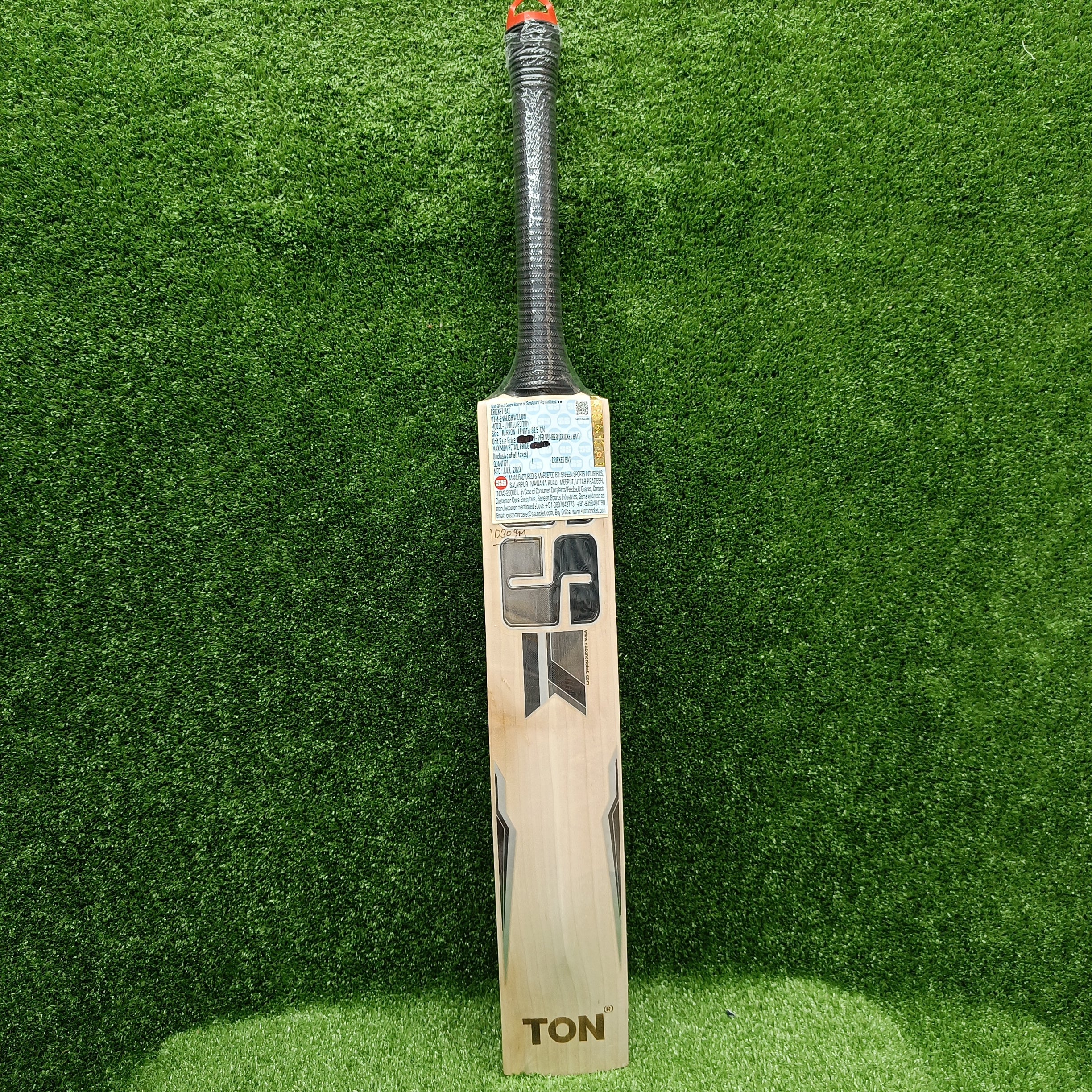 SS Core Limited Edition Junior Cricket Bat