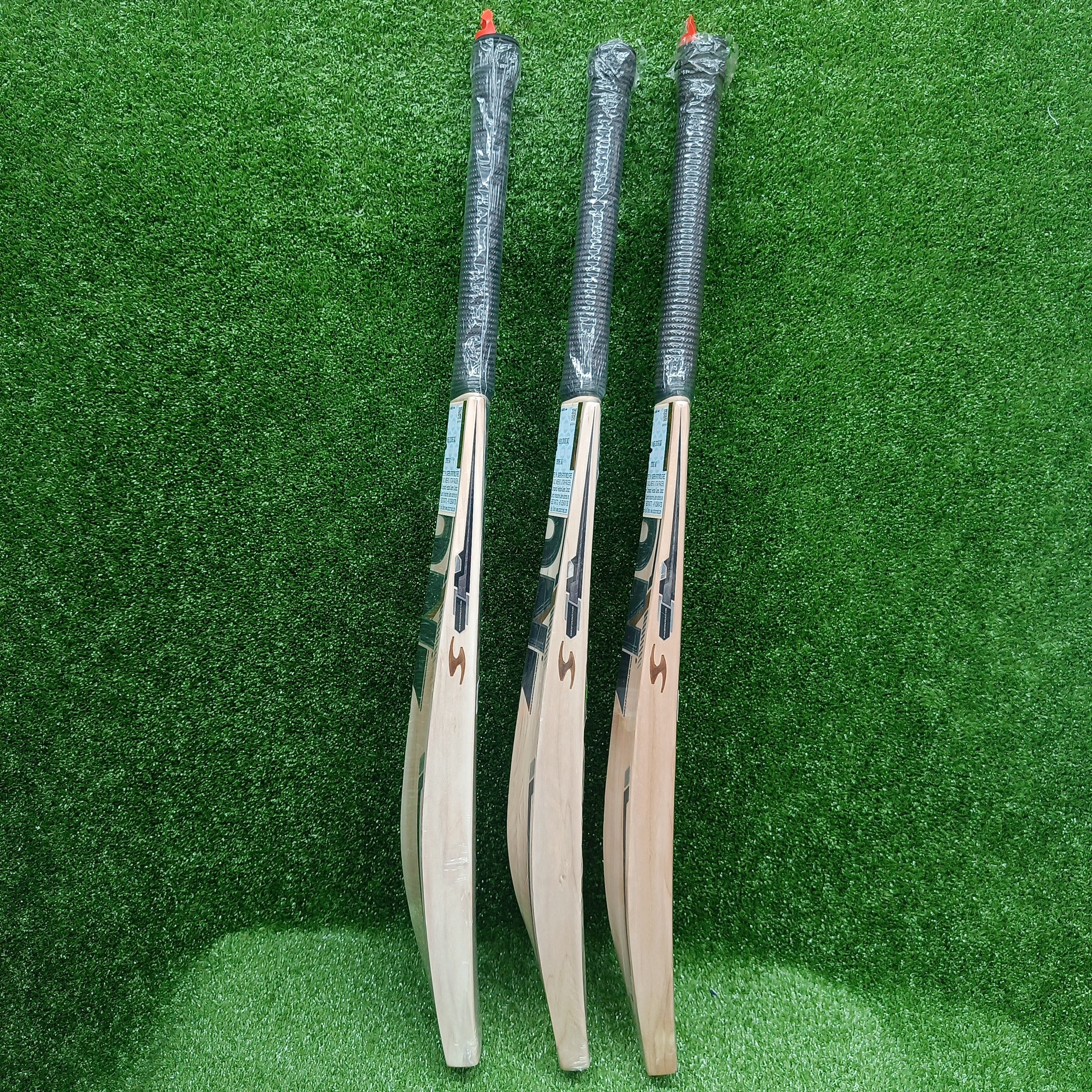SS Ton Silver Edition English Willow Cricket Bat
