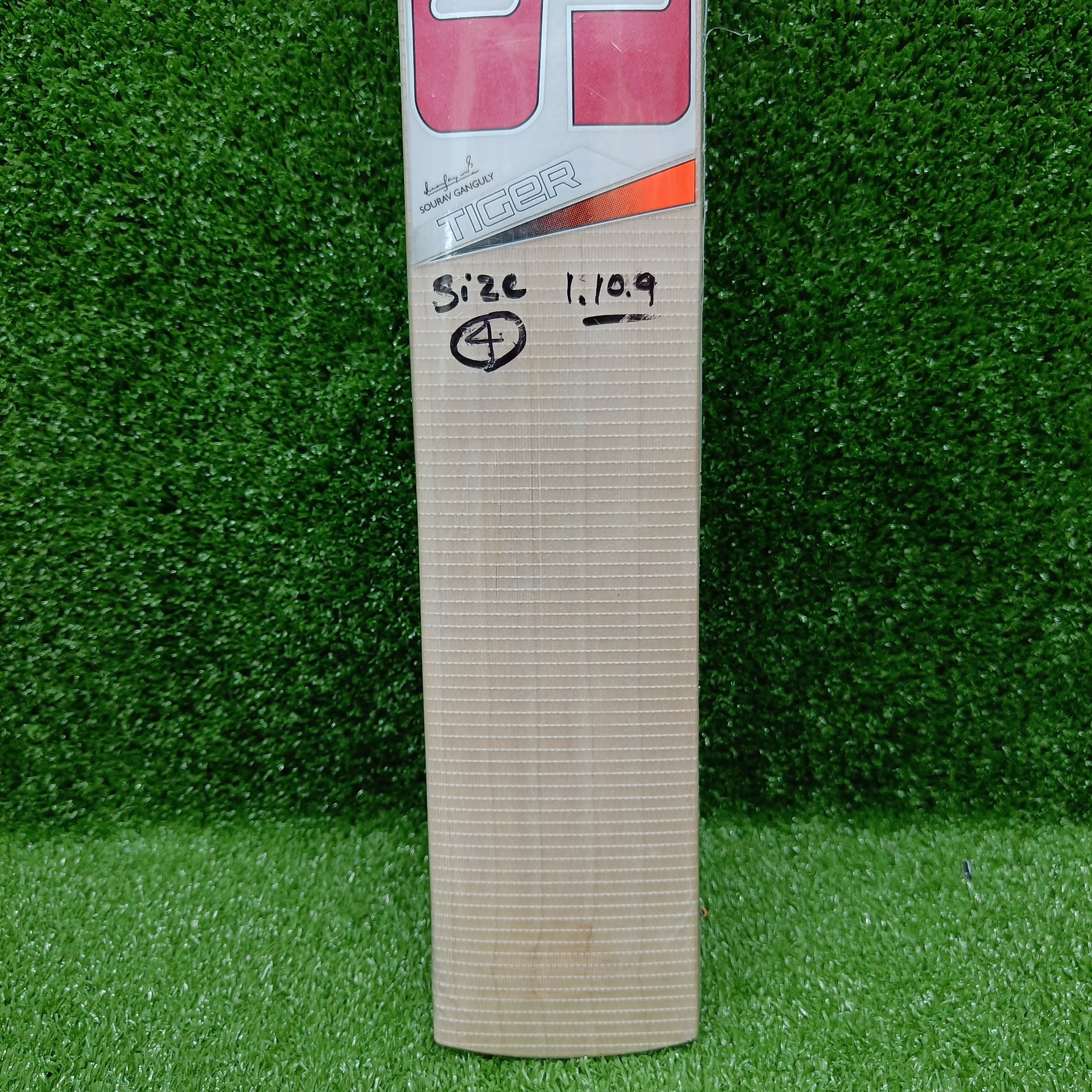 SS Tiger Junior/Youth Cricket Bat