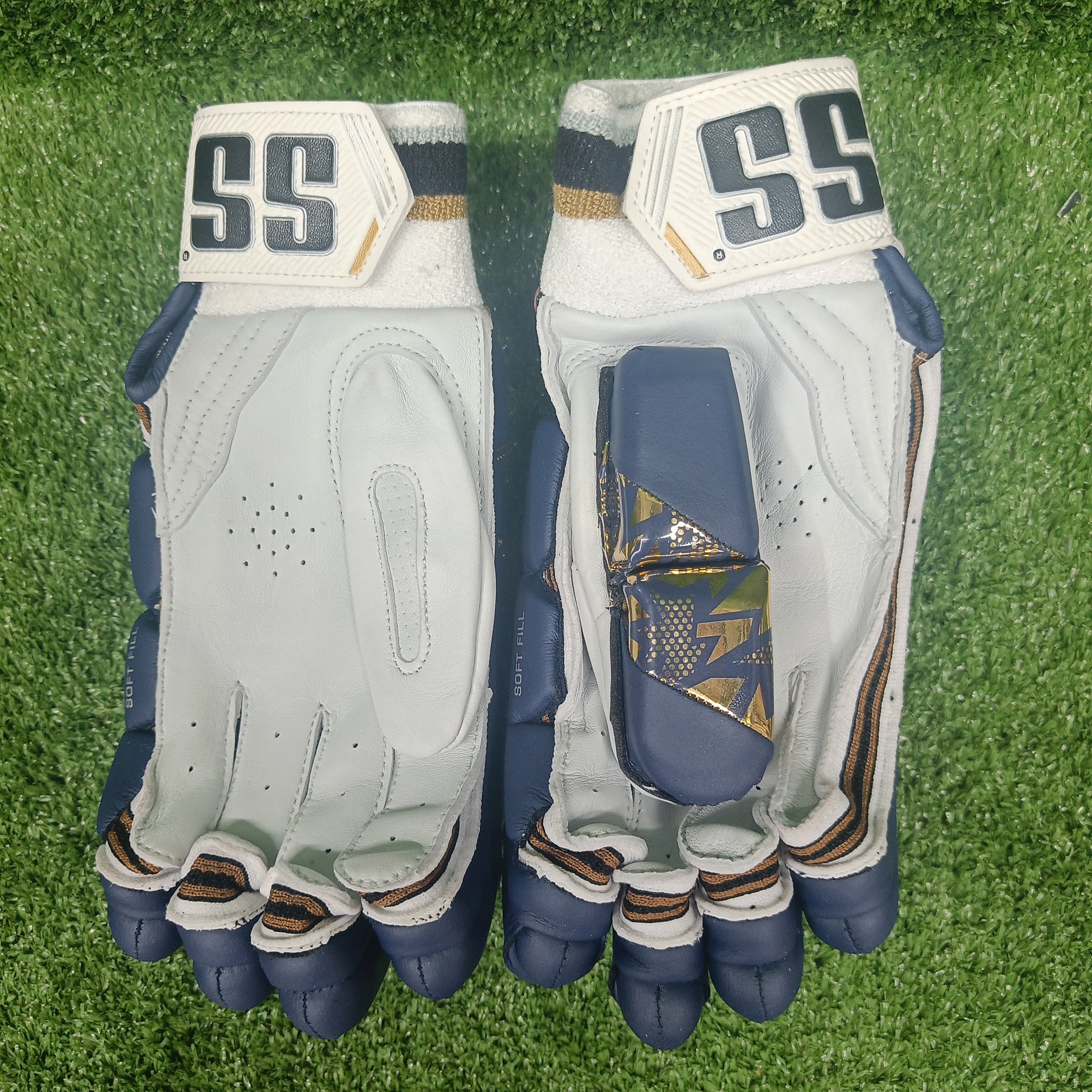 SS Super Test Gujarat Titan IPL Cricket Batting Gloves 2