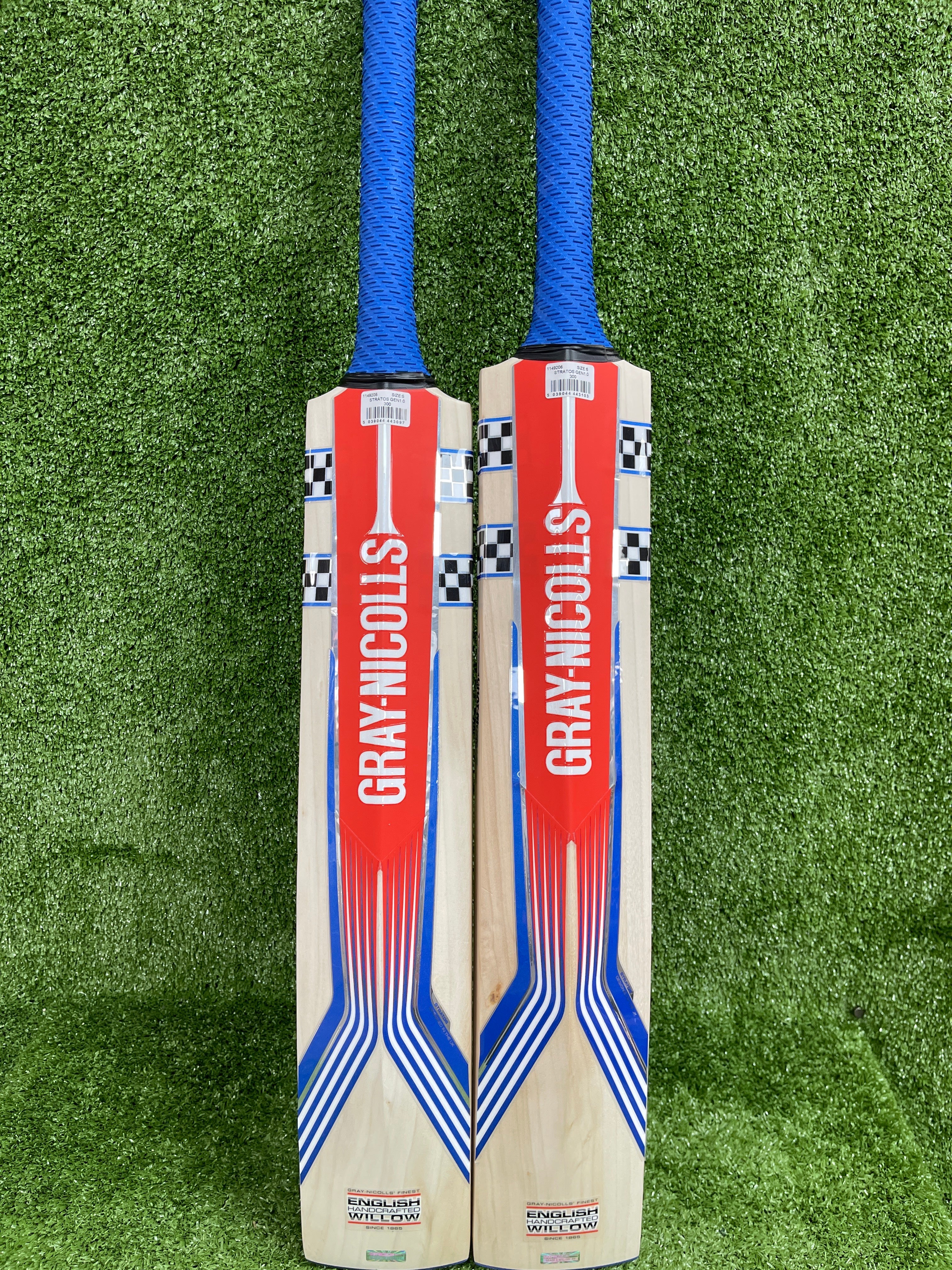 Gray-Nicolls Stratos Gen 1.0 300 Junior / Youth English Willow Cricket Bat