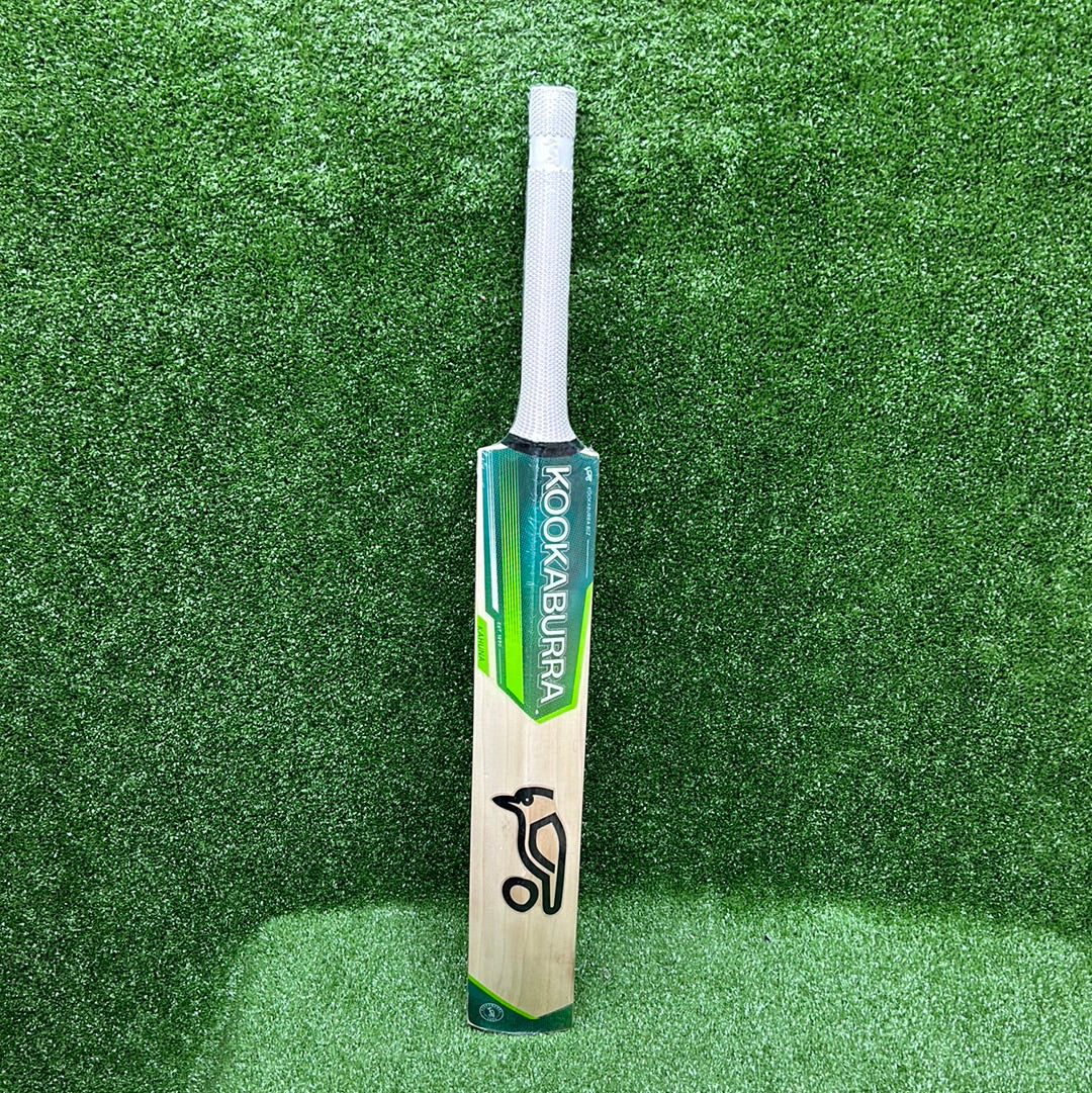 Kookaburra Kahuna 600 Junior / Youth English Willow Cricket Bat