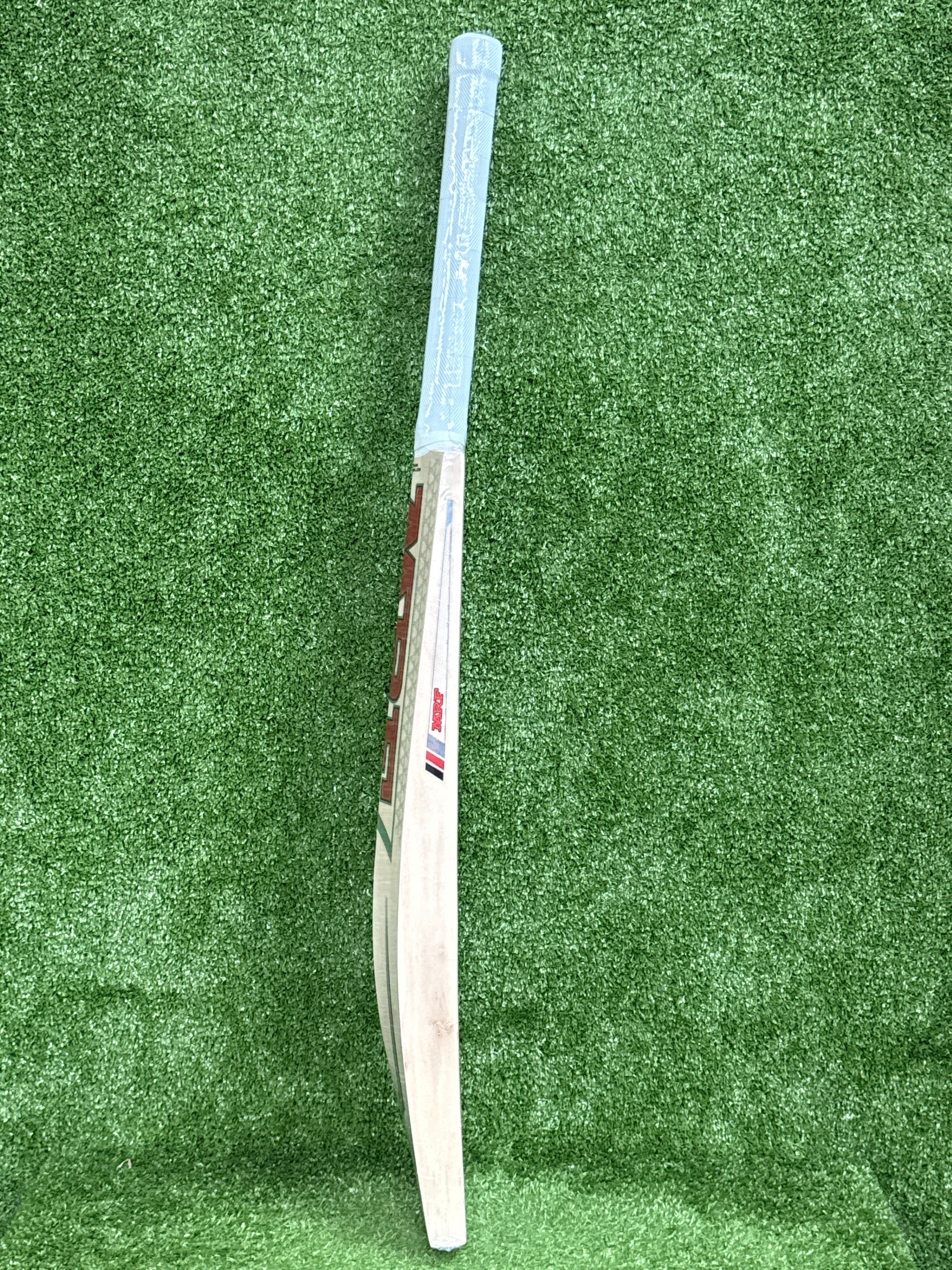 MRF Titan Kashmir Willow Cricket Bat