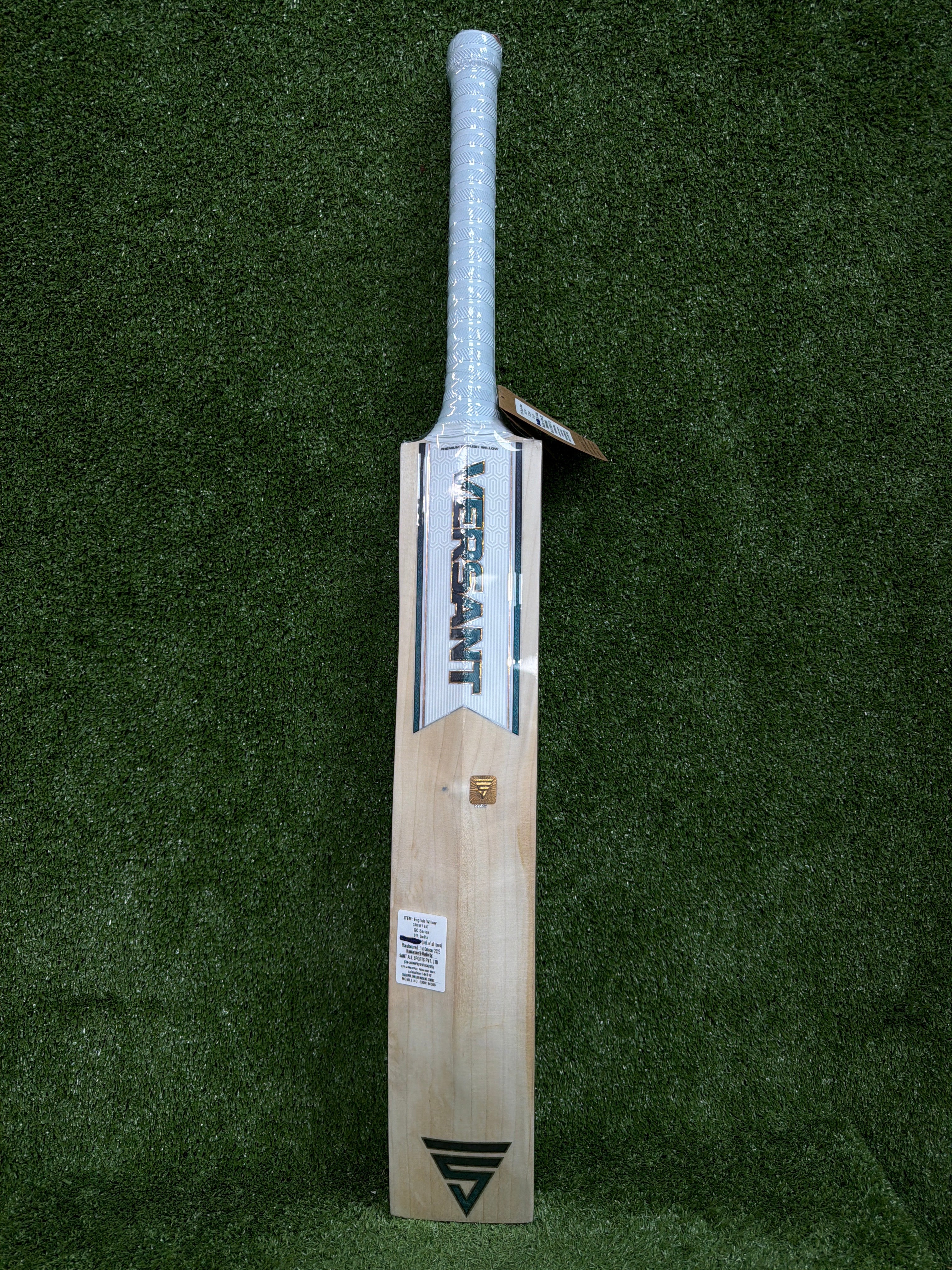 Versant-GC Bat English Willow Cricket Bat by Versant - packaging view - TopCricketStore