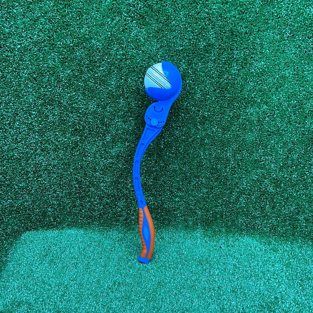 Leverage Cricket Roboarm Adjustable Ball Thrower Mini 17 inches