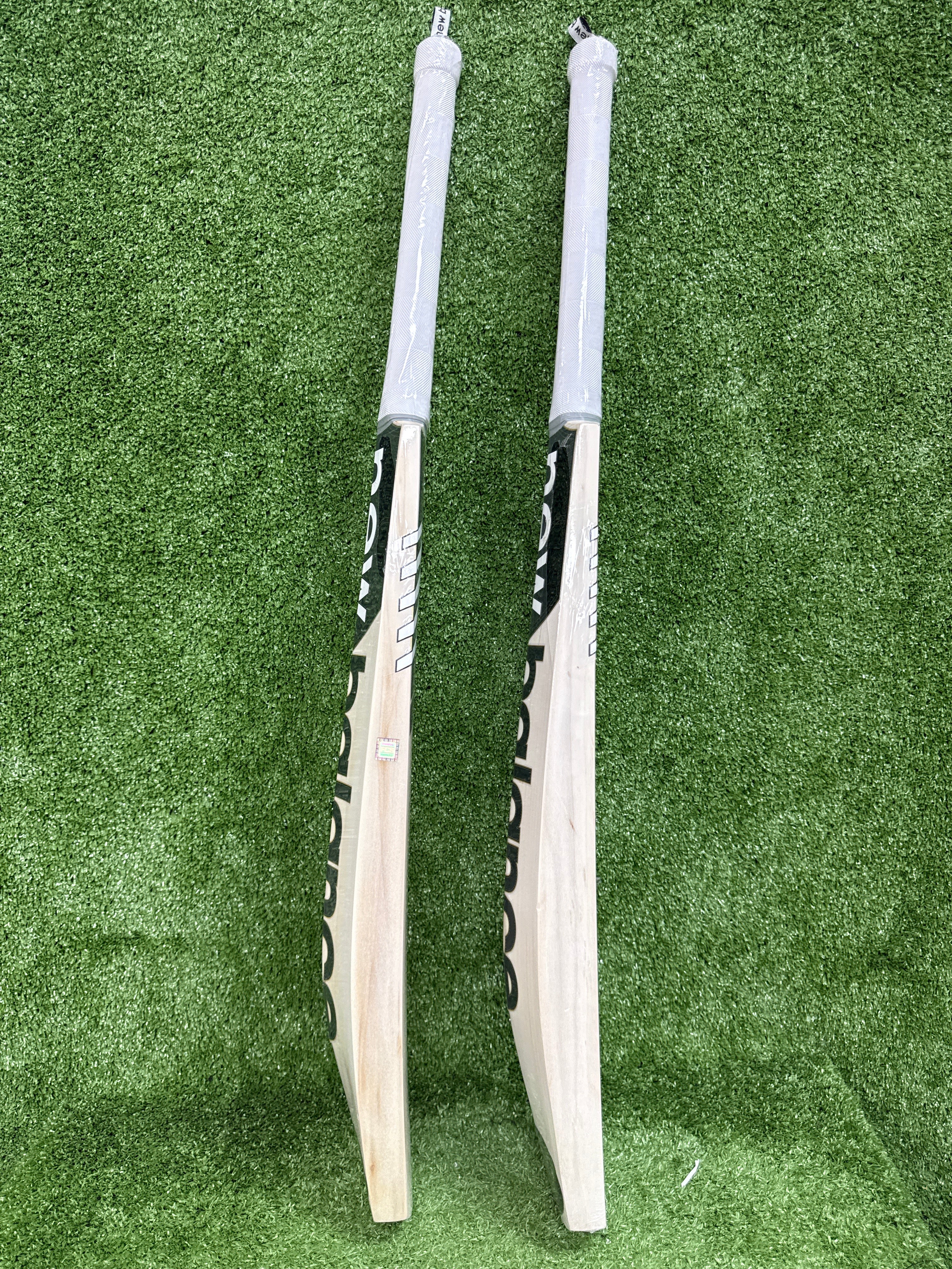 NB DC 700i Max Youth Harrow English Willow Cricket Bat