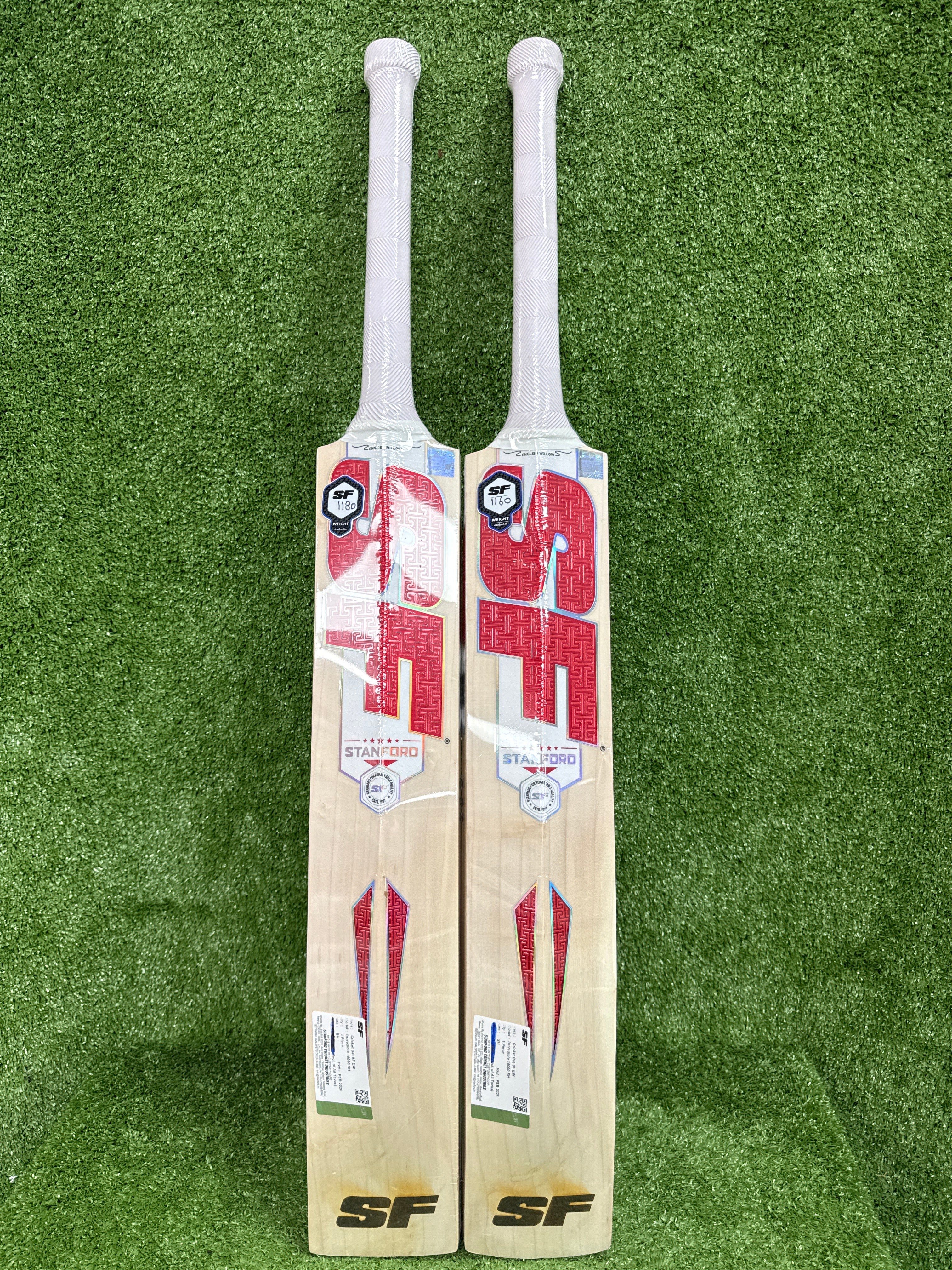 SF Incredible 10000 English Willow Cricket Bat Red by SF - close-up detail - TopCricketStore