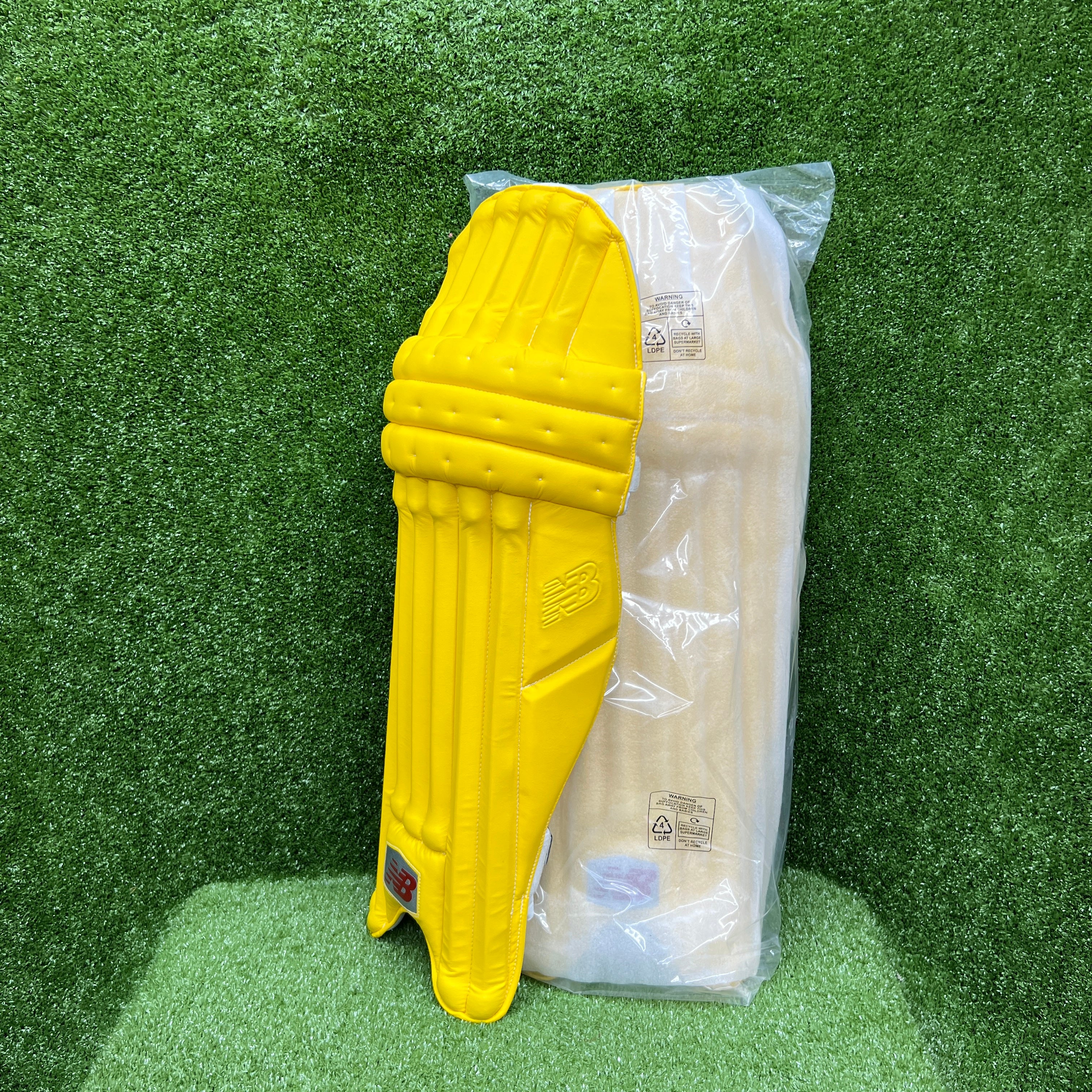 New Balance TC 1060 Adult Cricket Batting Pads