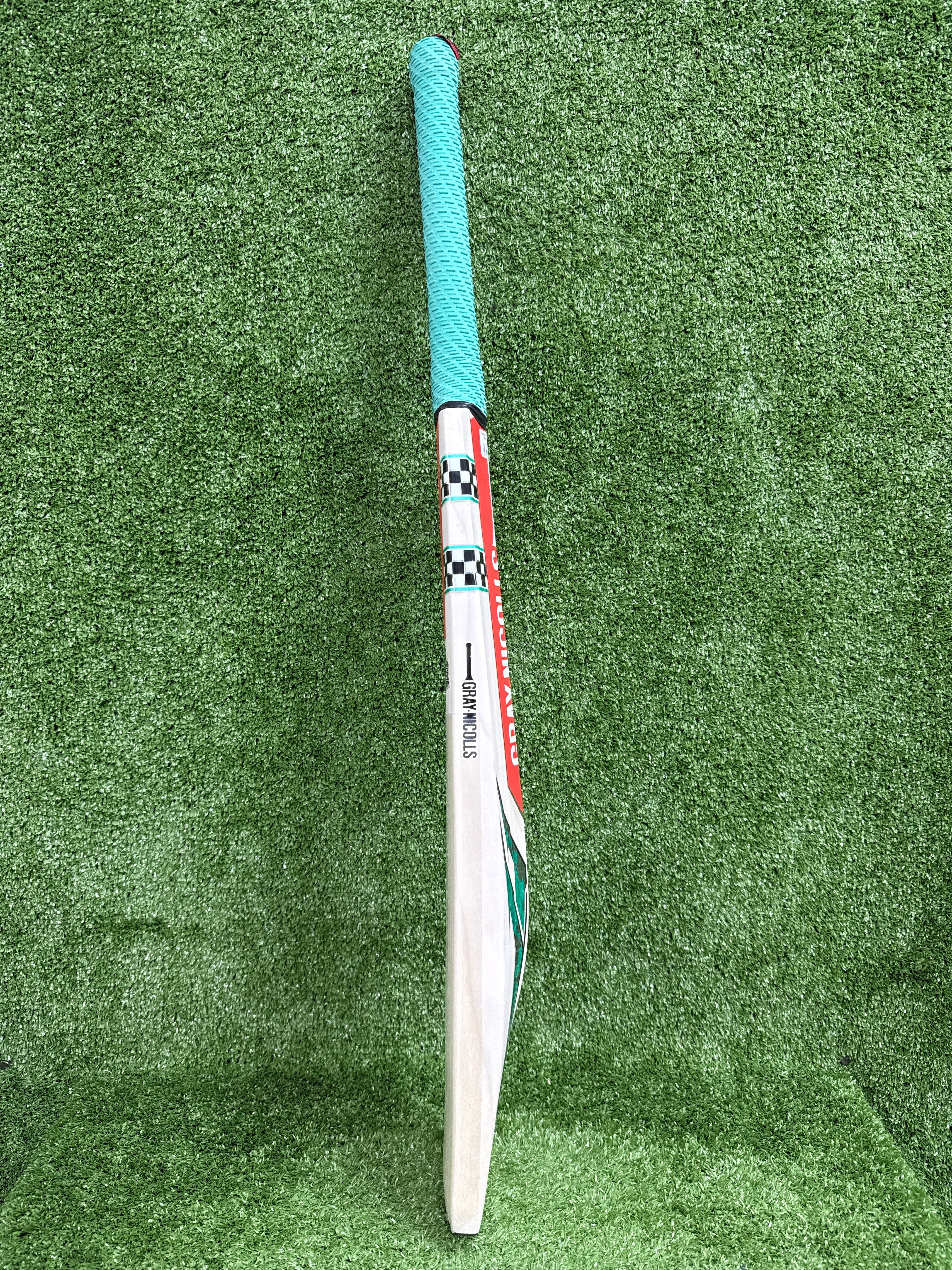 Gray-Nicolls Ventus 1.0 5 Star Harrow English Willow Cricket Bat