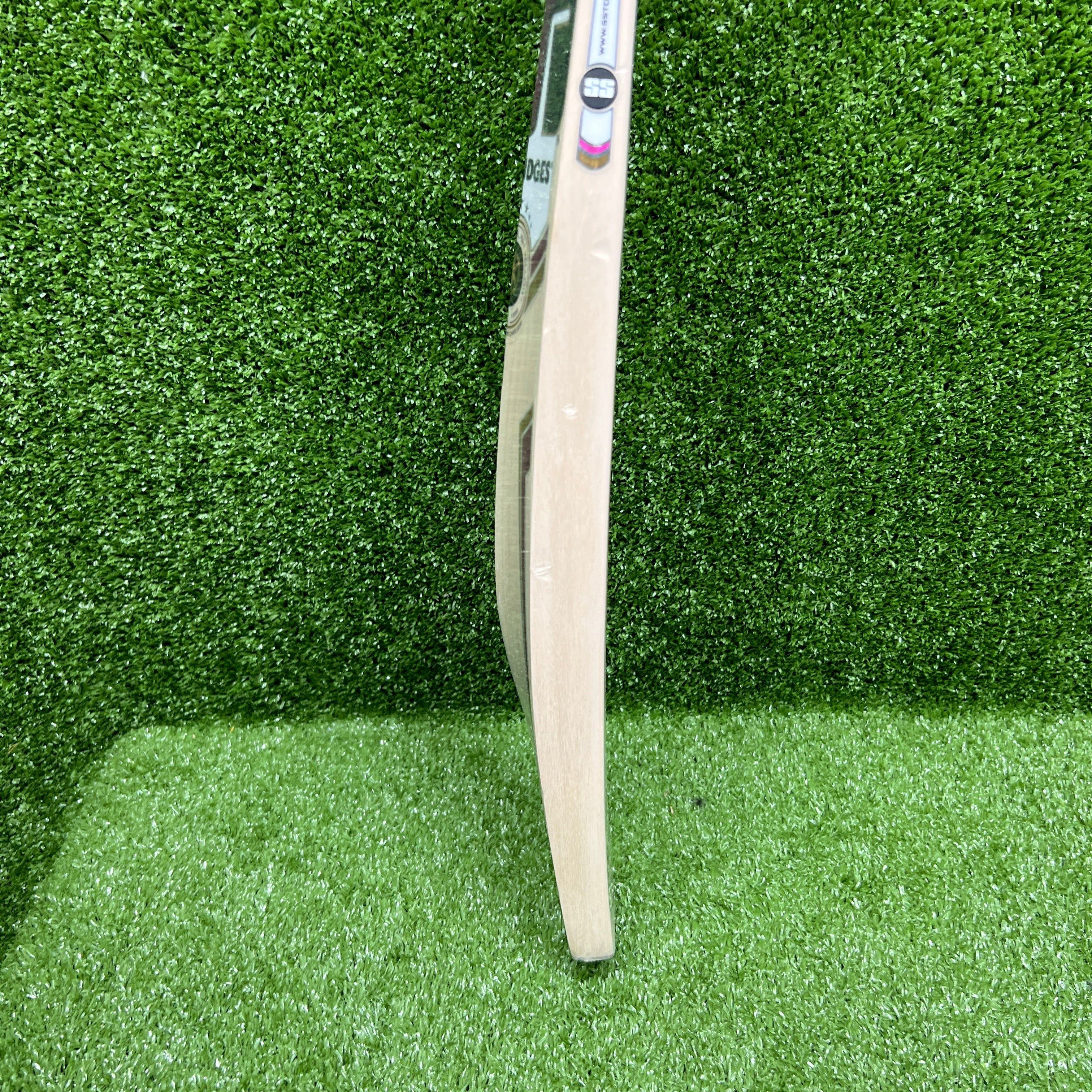 SS Core Gladiator Junior/Youth Cricket Bat