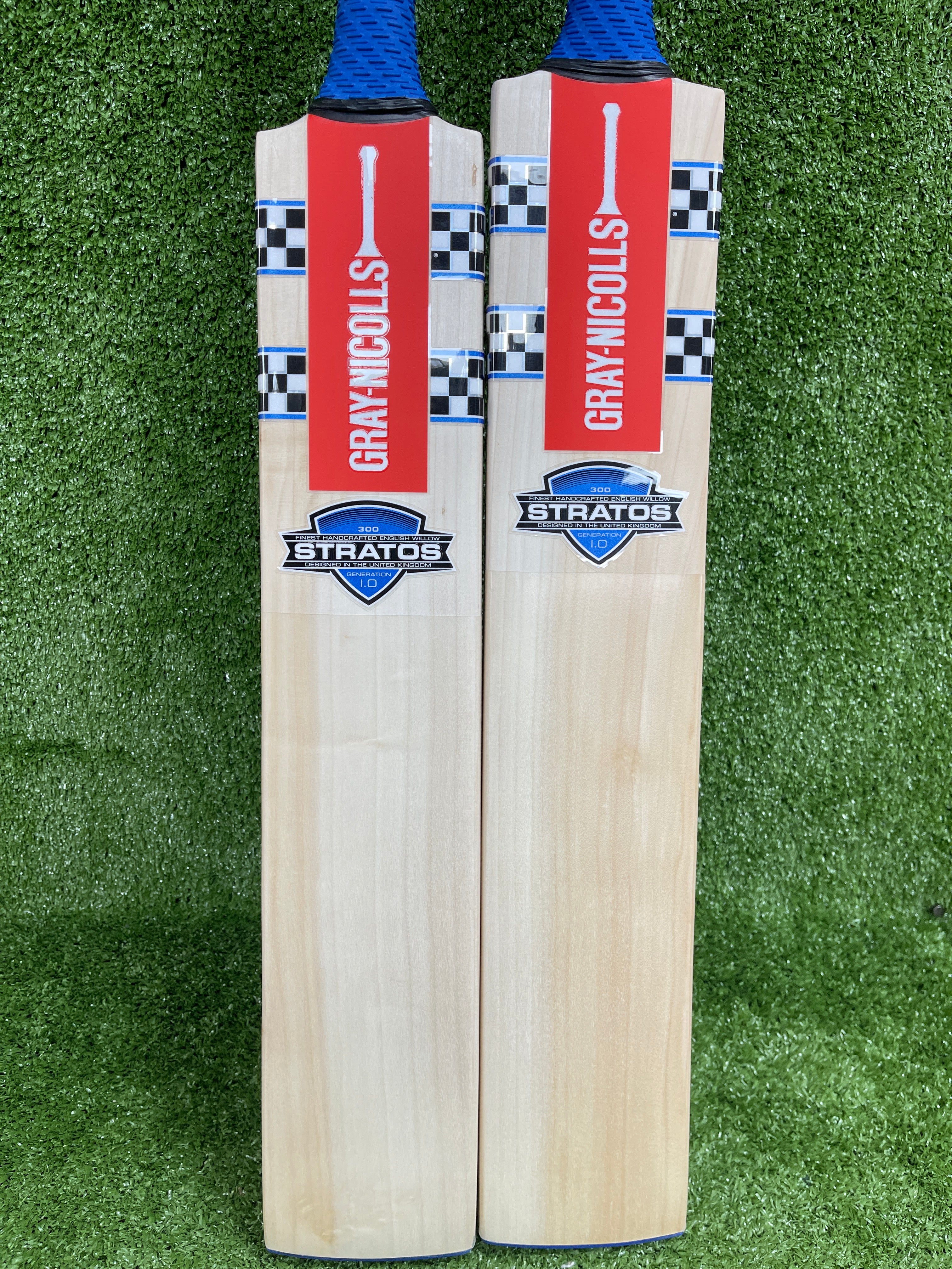 Gray-Nicolls Stratos Gen 1.0 300 Junior / Youth English Willow Cricket Bat