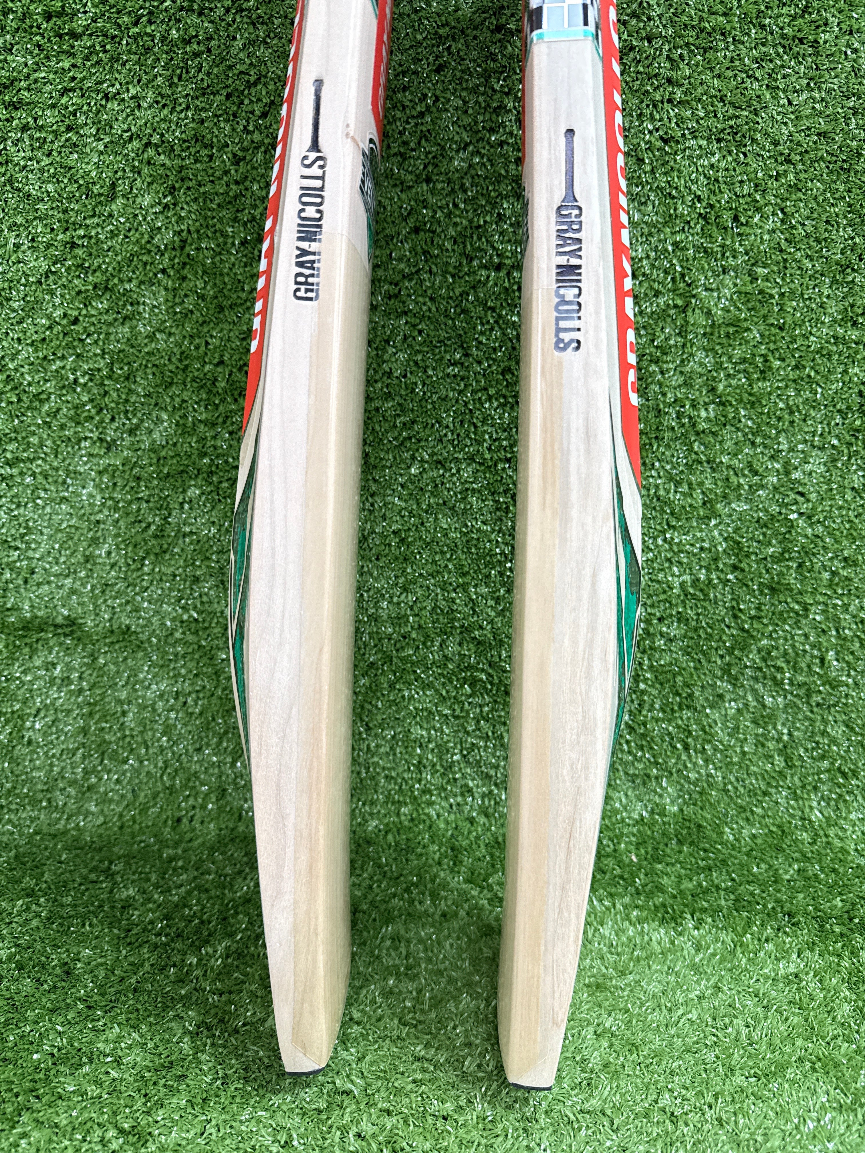 Gray-Nicolls Ventus Gen 1.0 300 Junior / Youth English Willow Cricket Bat