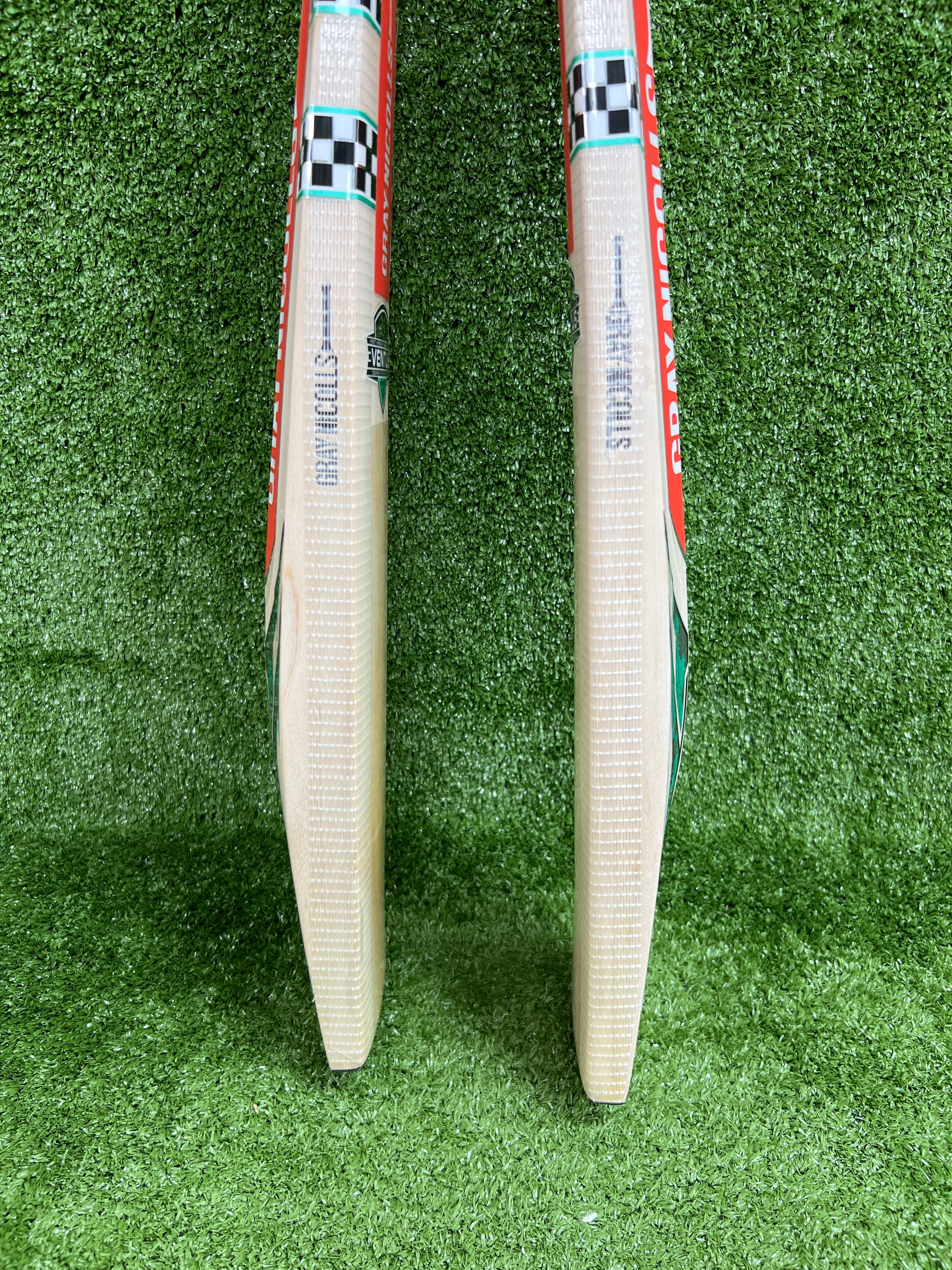 Gray-Nicolls Ventus Gen 1.0 200 Junior / Youth English Willow Cricket Bat