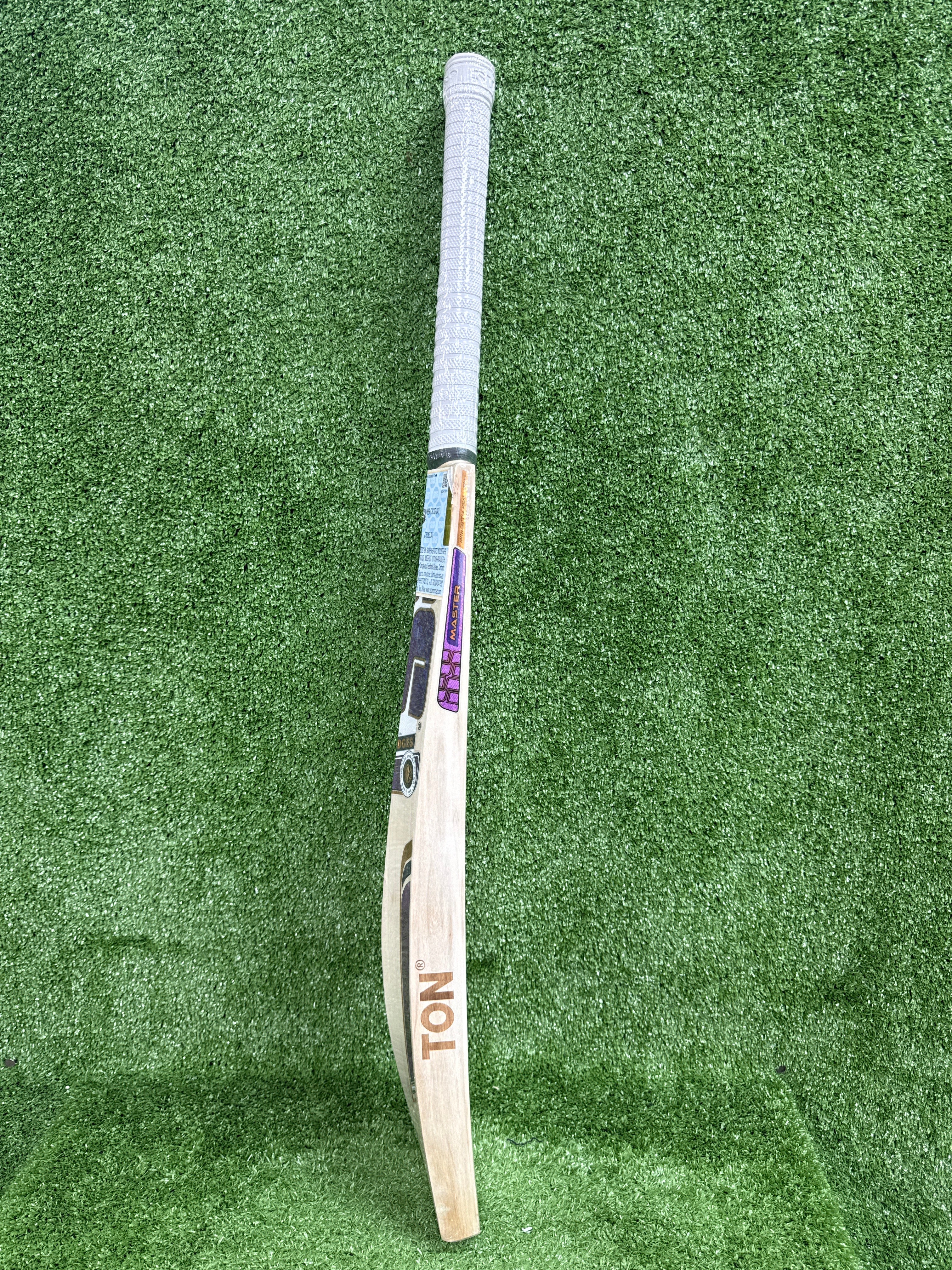 SS Master 500 English Willow Cricket Bat