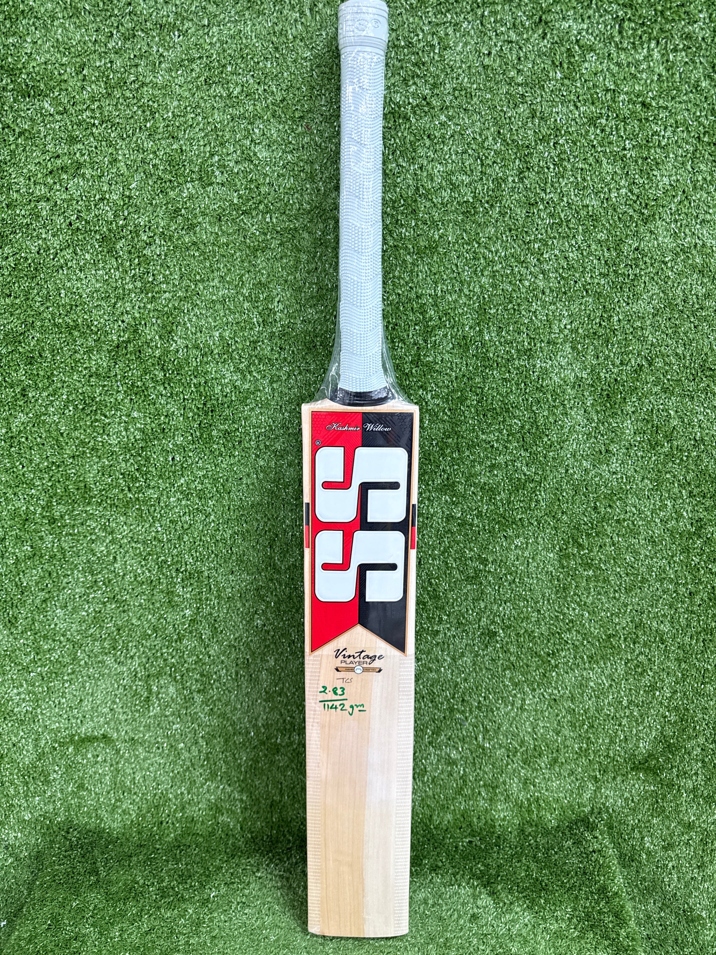 SS Vintage Player Grade 1 Kashmir Willow Cricket Bat (Short Handle)