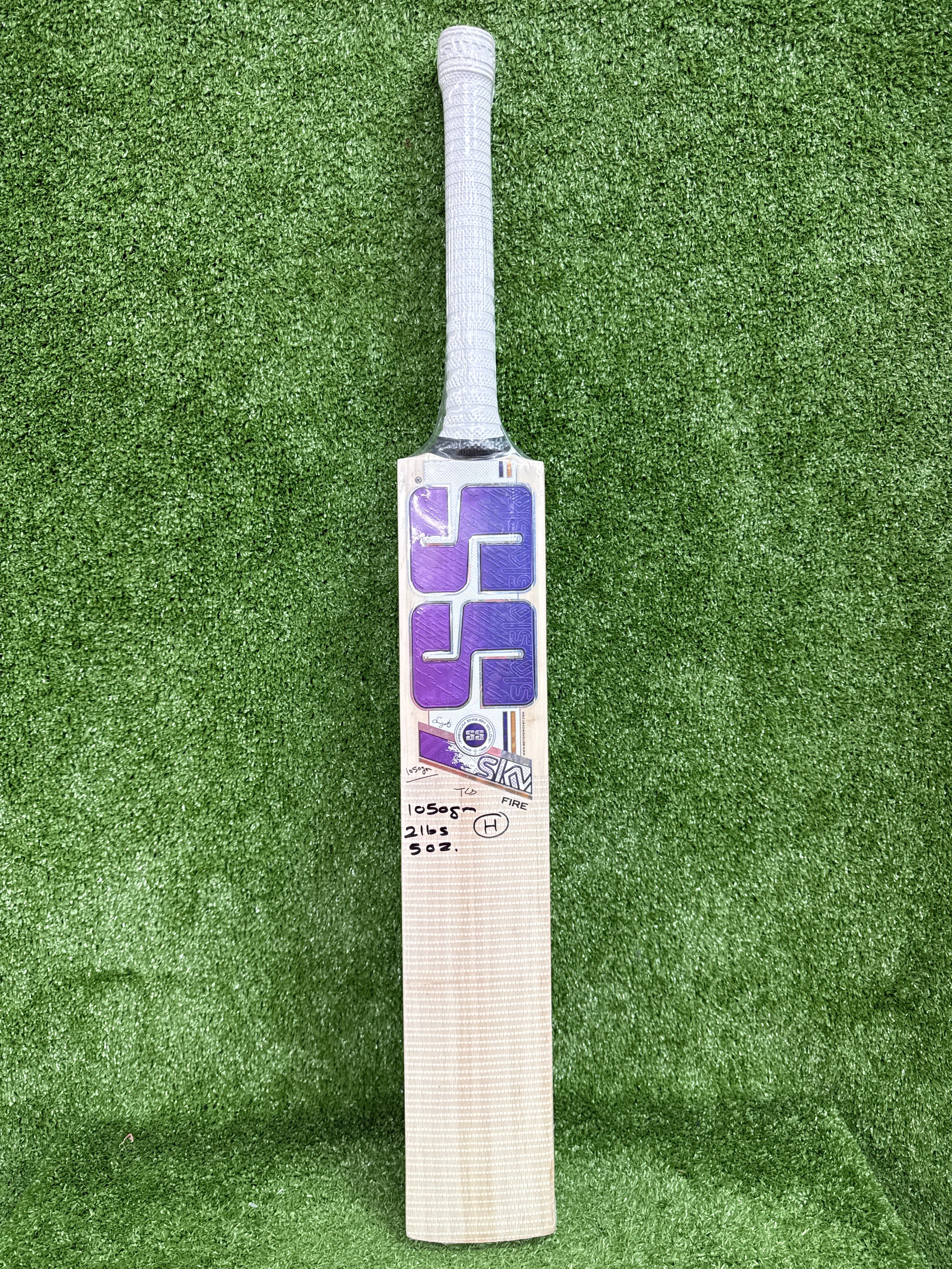 SS Sky Fire Junior / Youth English Willow Cricket Bat