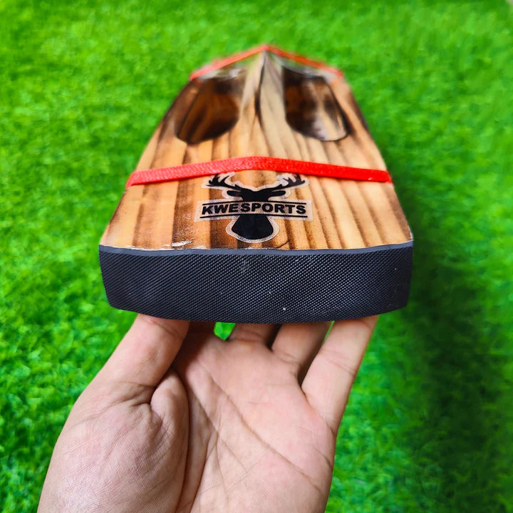 Bandook Burn Edition - Players Edition Scoop Bats (2 holes, 4 Scoops - 34.5 Inches Height)