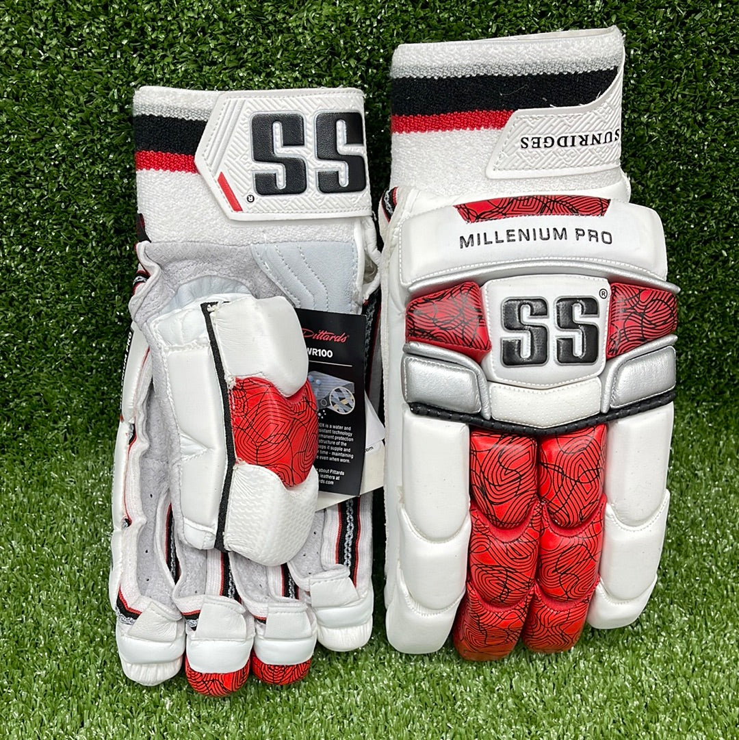 SS Millenium Pro Junior/Youth Cricket Batting Gloves Red
