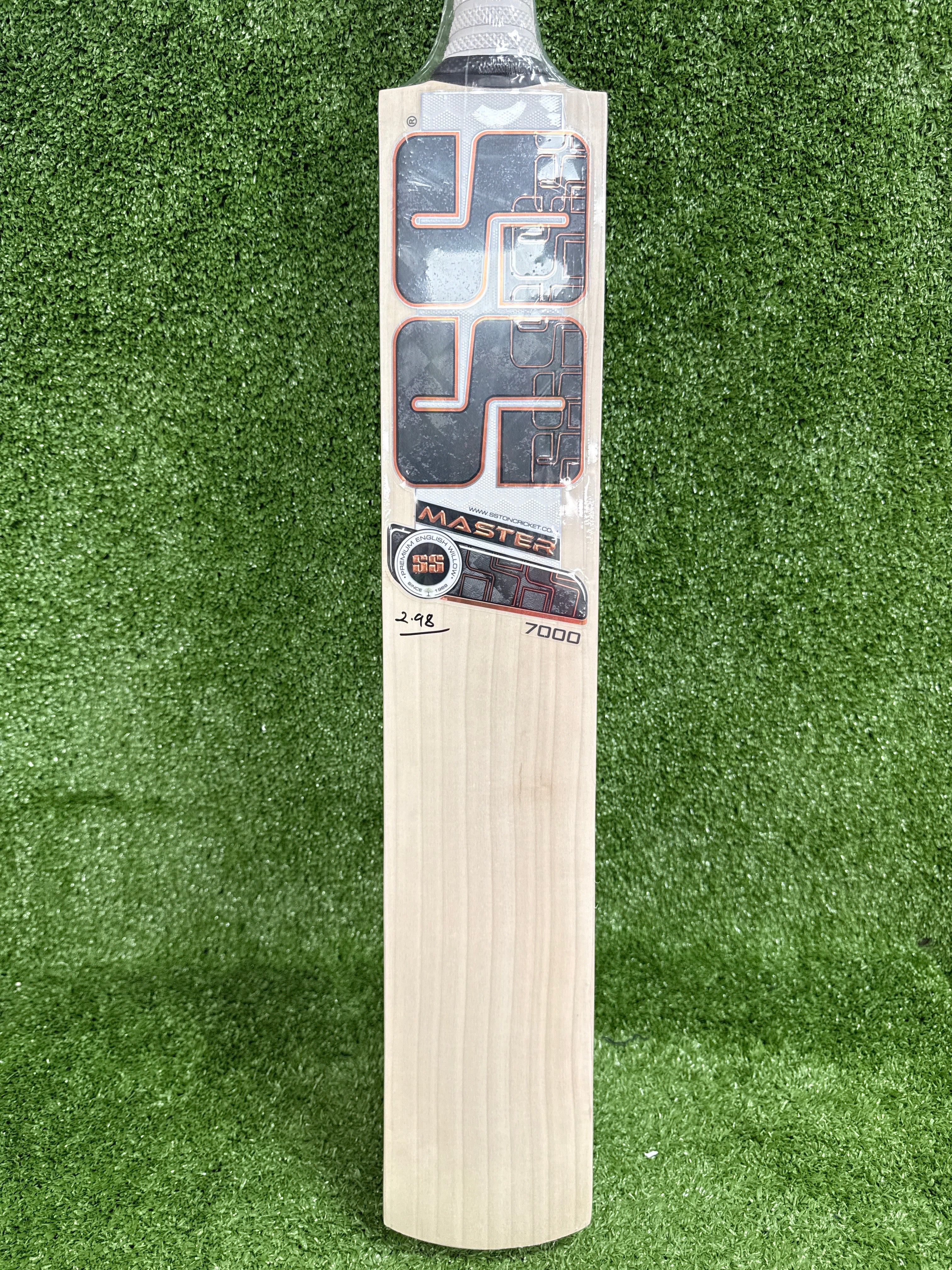 SS Master 7000 English Willow Cricket Bat Black Sticker