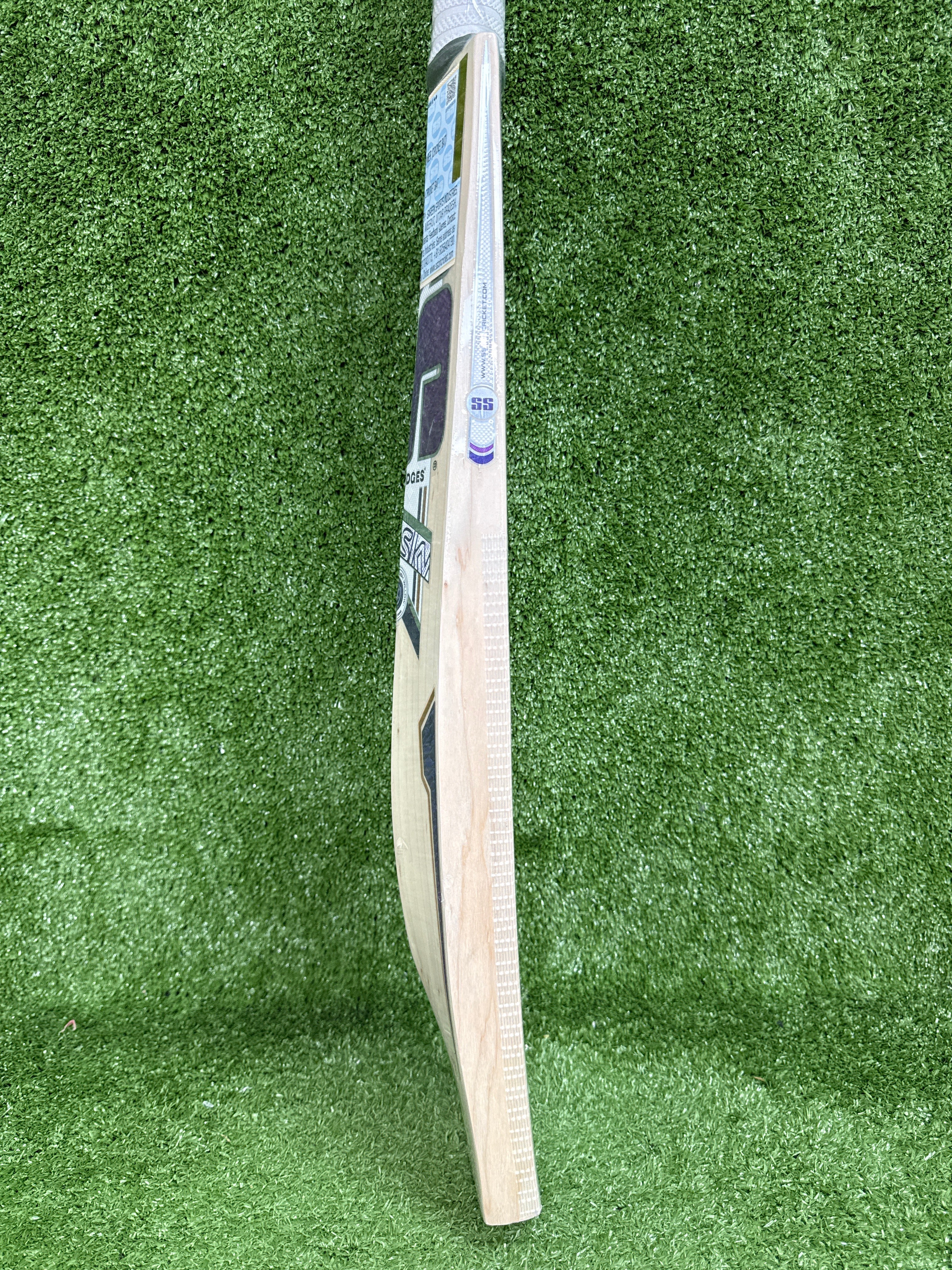 SS Sky Fire Harrow English Willow Cricket Bat