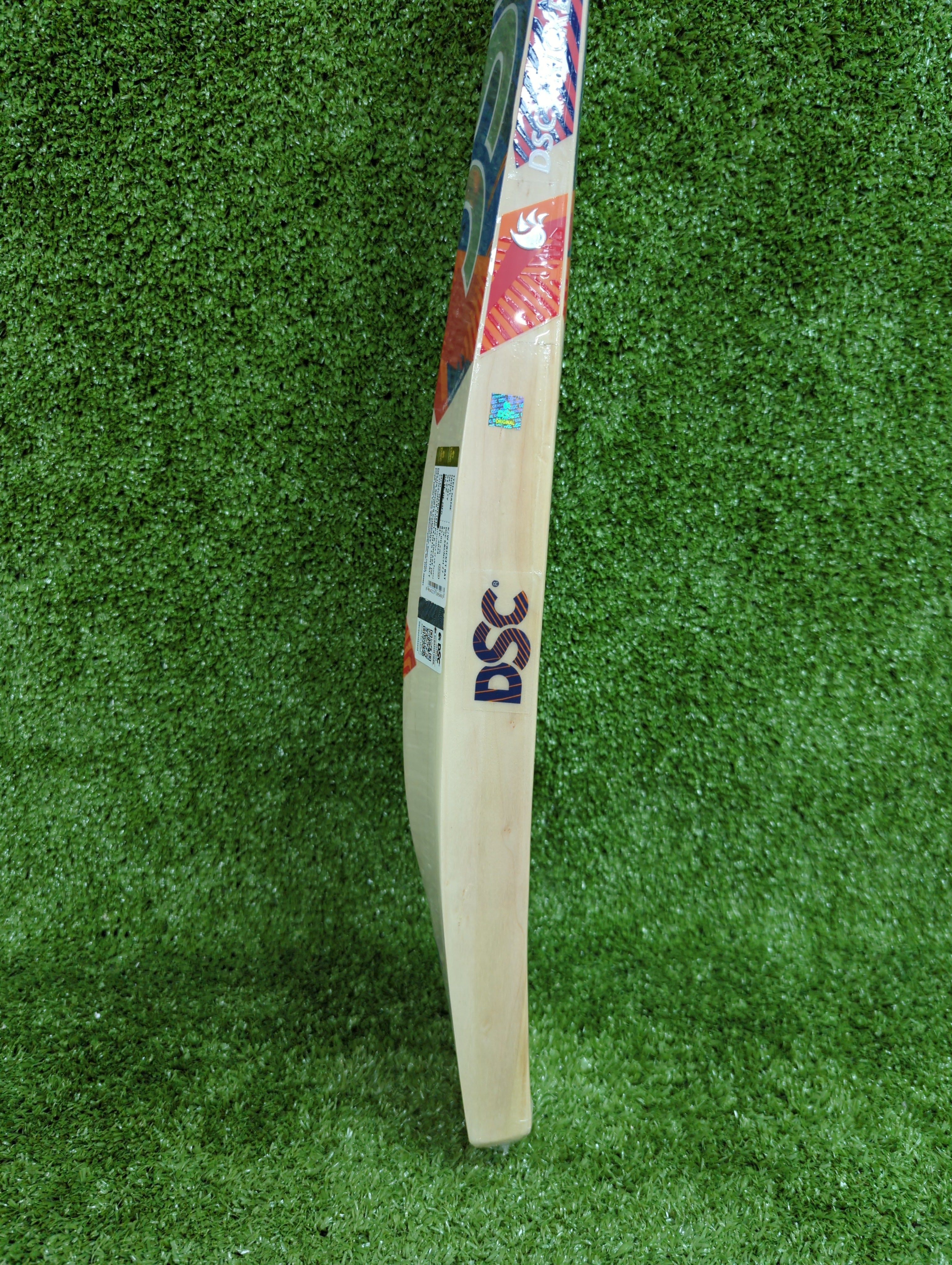 DSC Krunch 77 Kashmir Willow Cricket Bat - Top Cricket Store