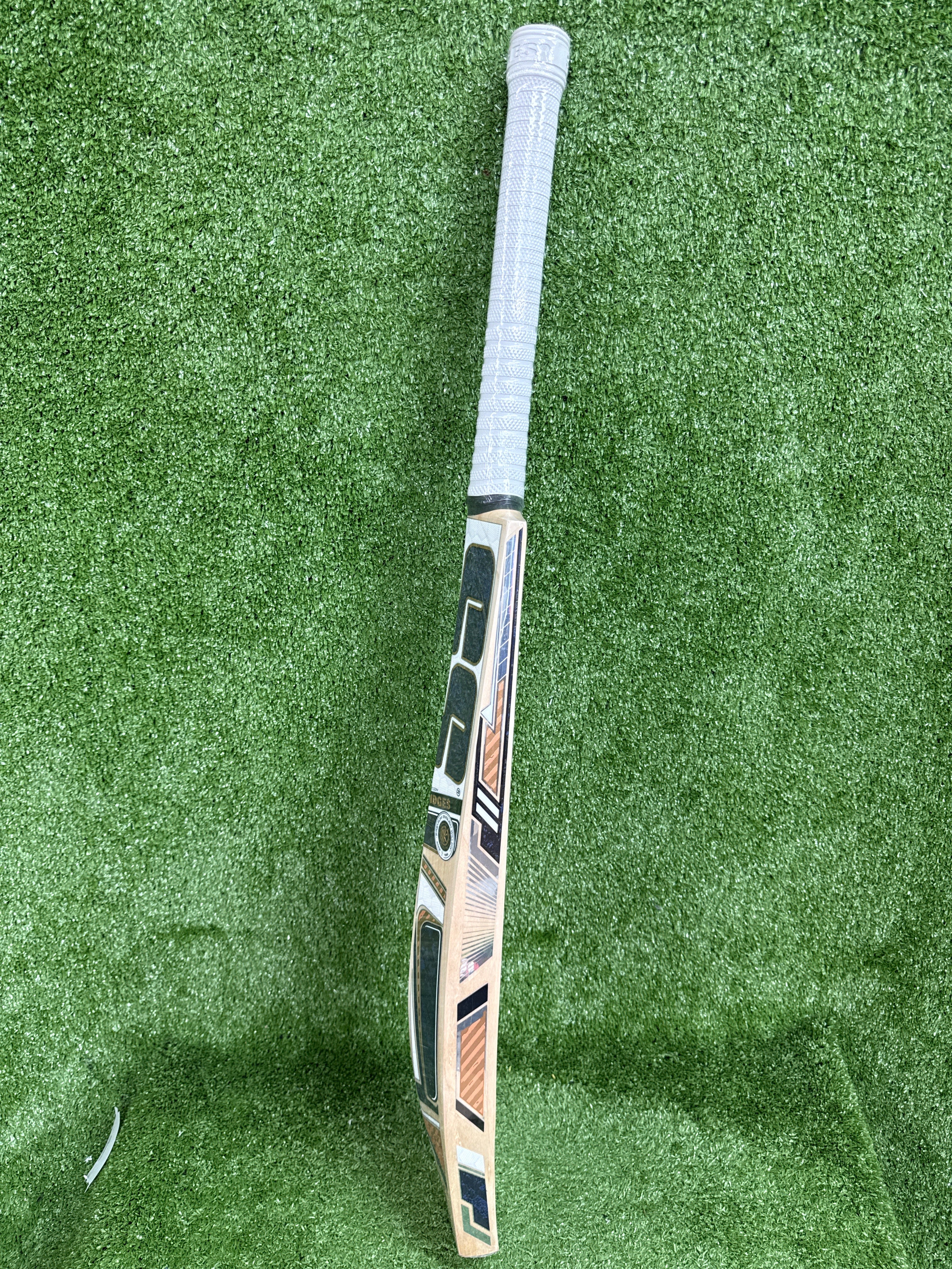 SS Master 99 English Willow Cricket Bat