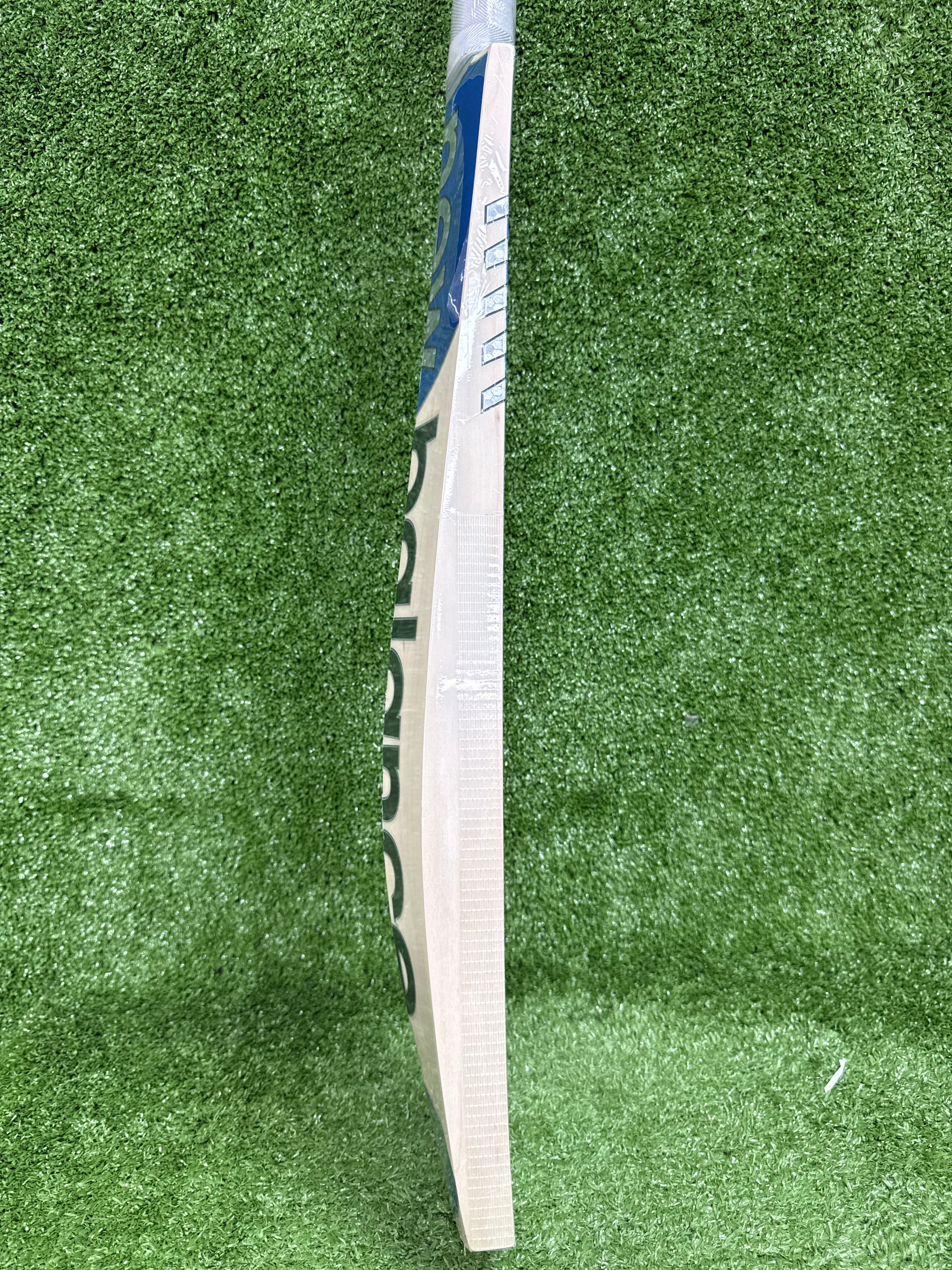 NB TC 650i Youth Harrow English Willow Cricket Bat