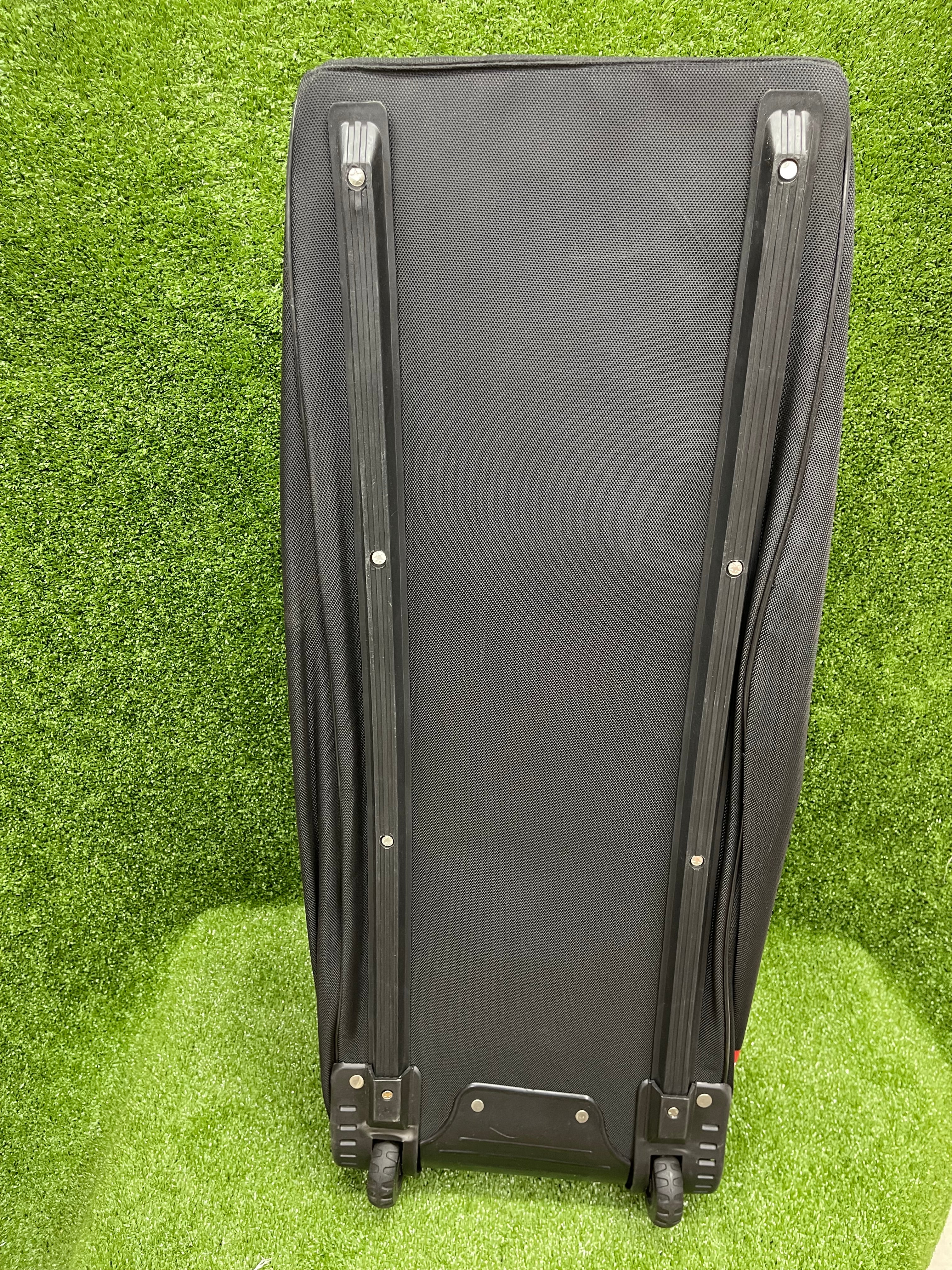 GN Kaboom Wheelie Cricket Kit Bag