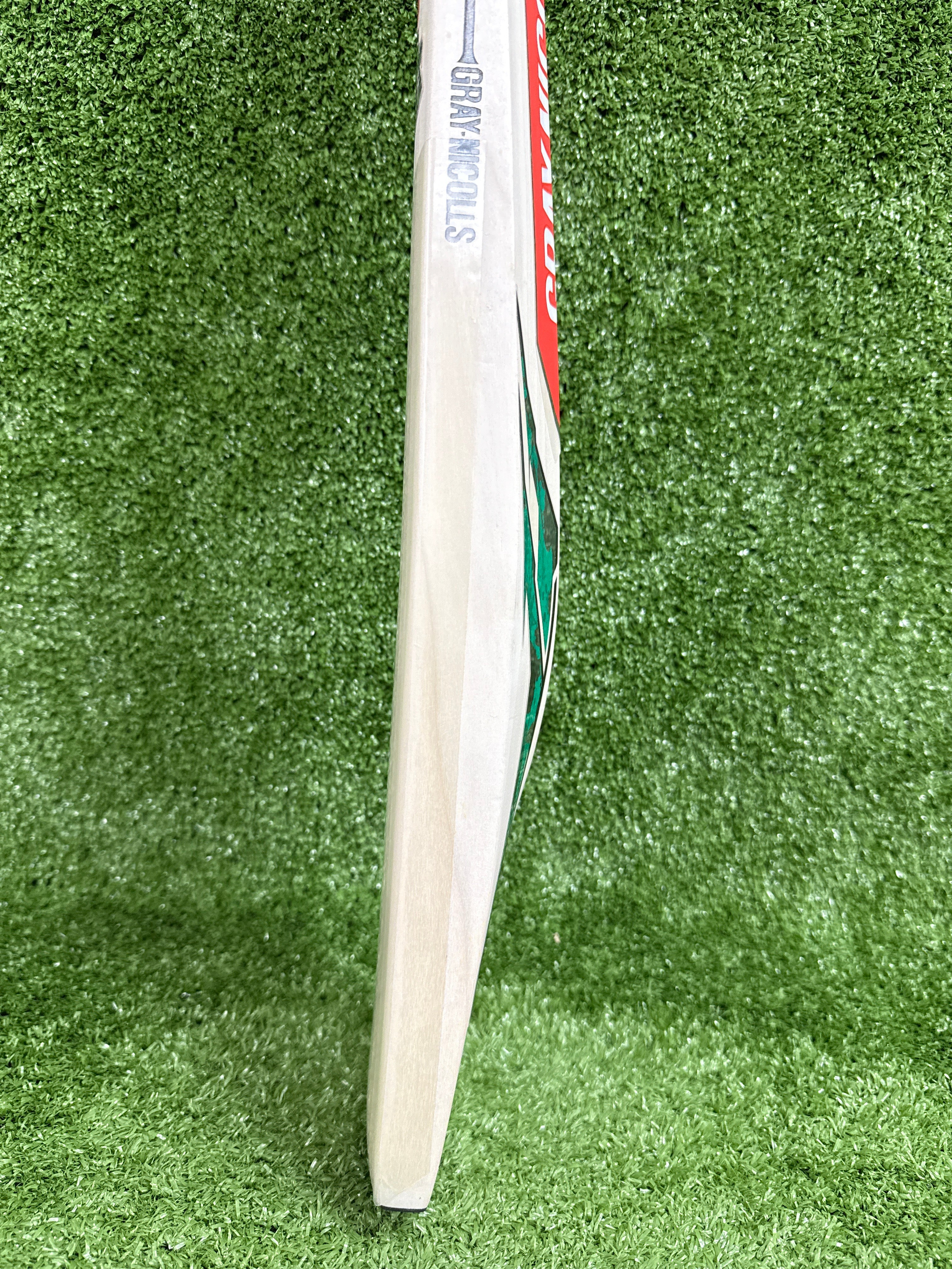 Gray-Nicolls Ventus 1.0 5 Star Harrow English Willow Cricket Bat