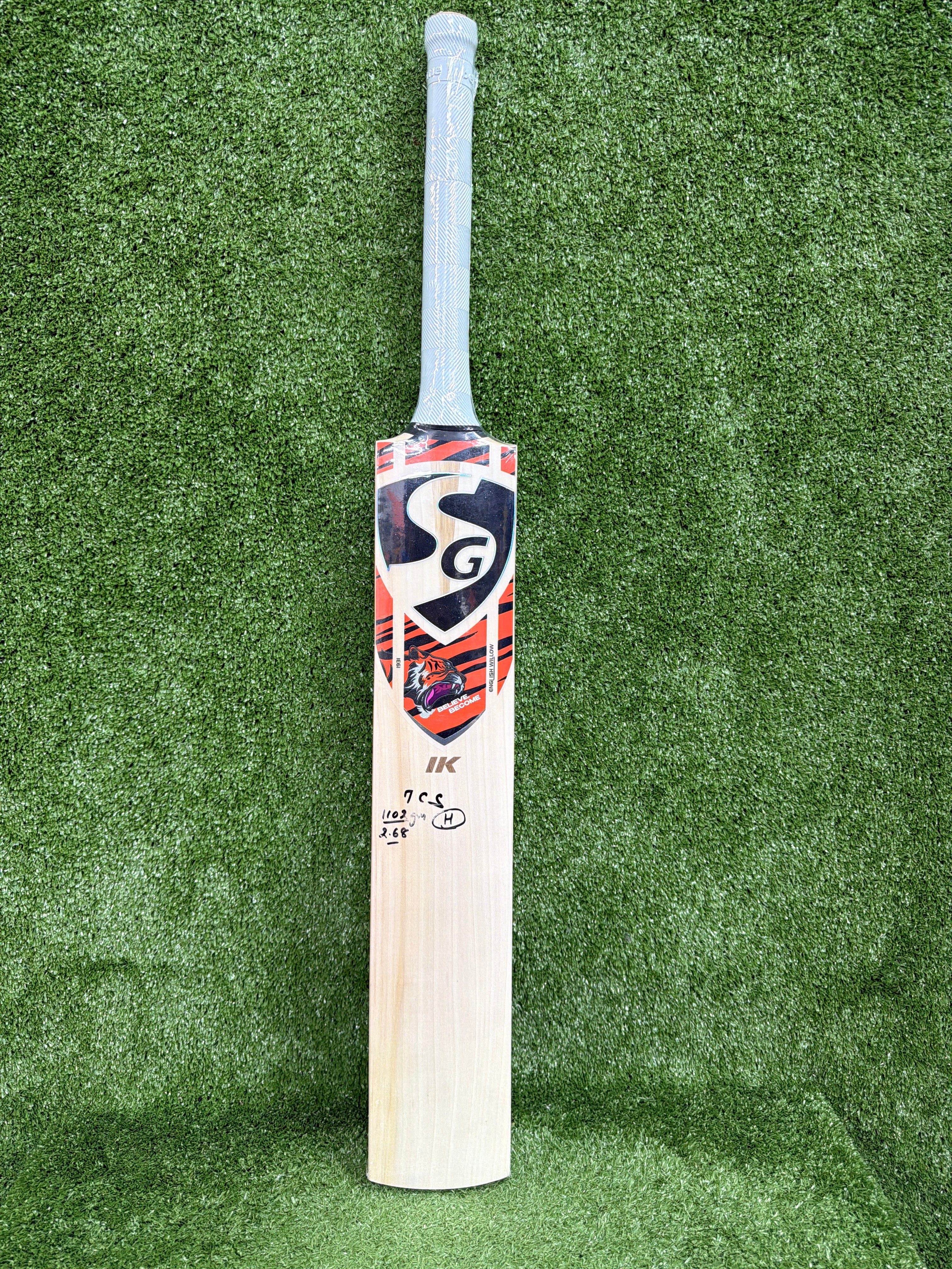 SG Ishan Kishan Harrow English Willow Players Cricket Bat