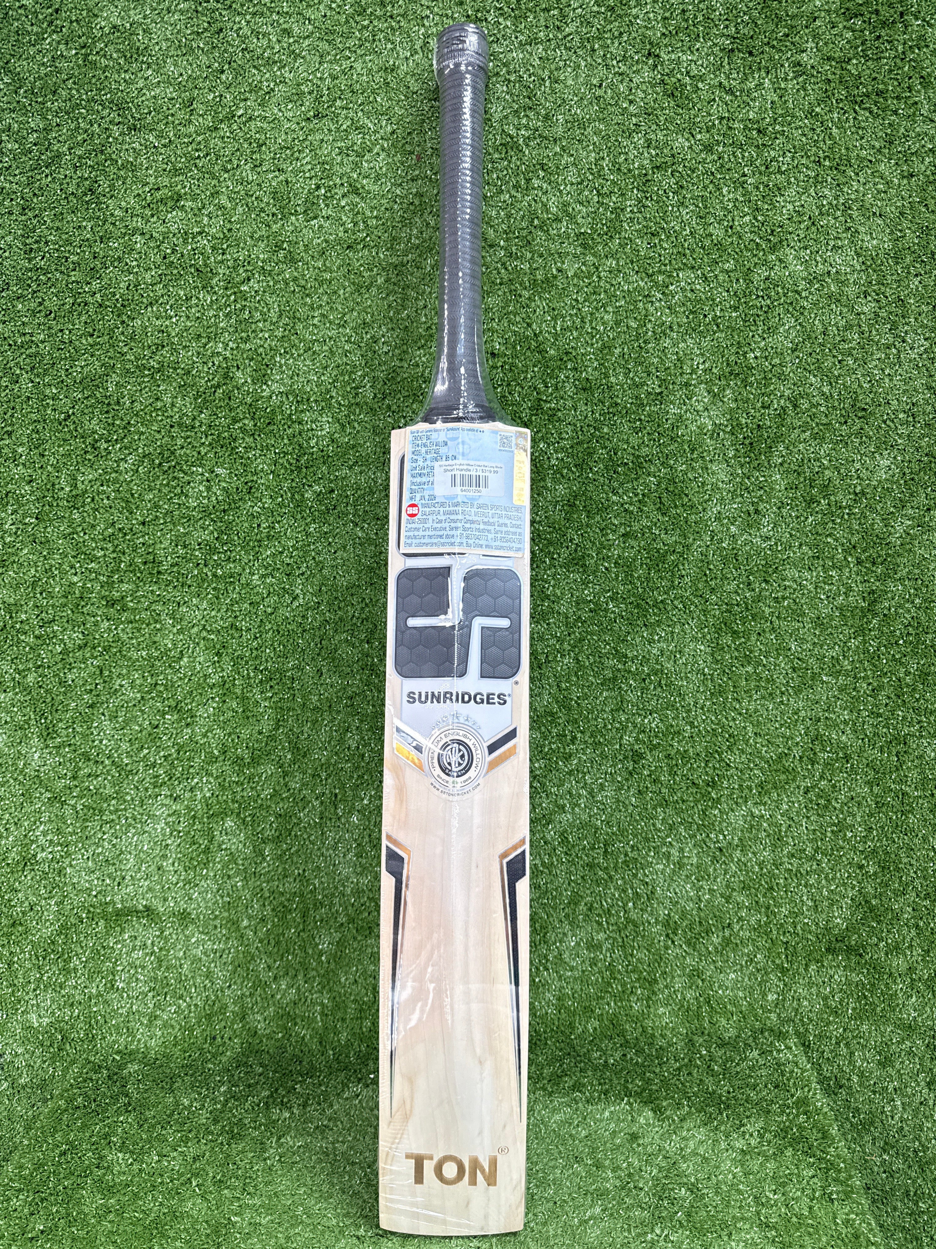 SS Heritage English Willow Cricket Bat Long Blade by SS - close-up detail - TopCricketStore