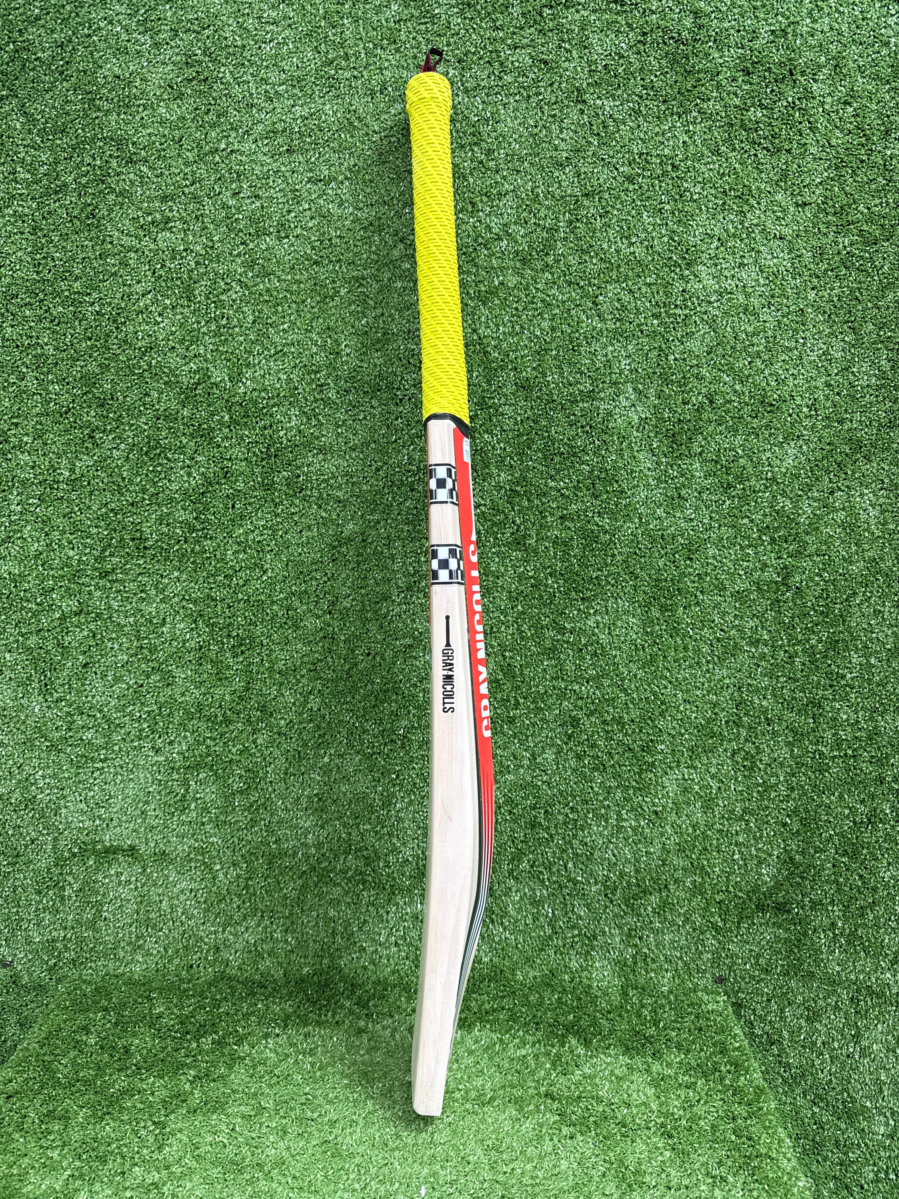 Gray-Nicolls Stratos Gen 1.1 5S Lite Adult English Willow Cricket Bat