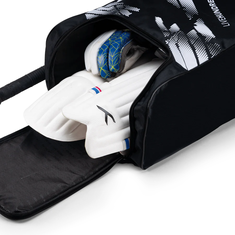 Hundred Pitch Junior Cricket Duffle Kit Bag