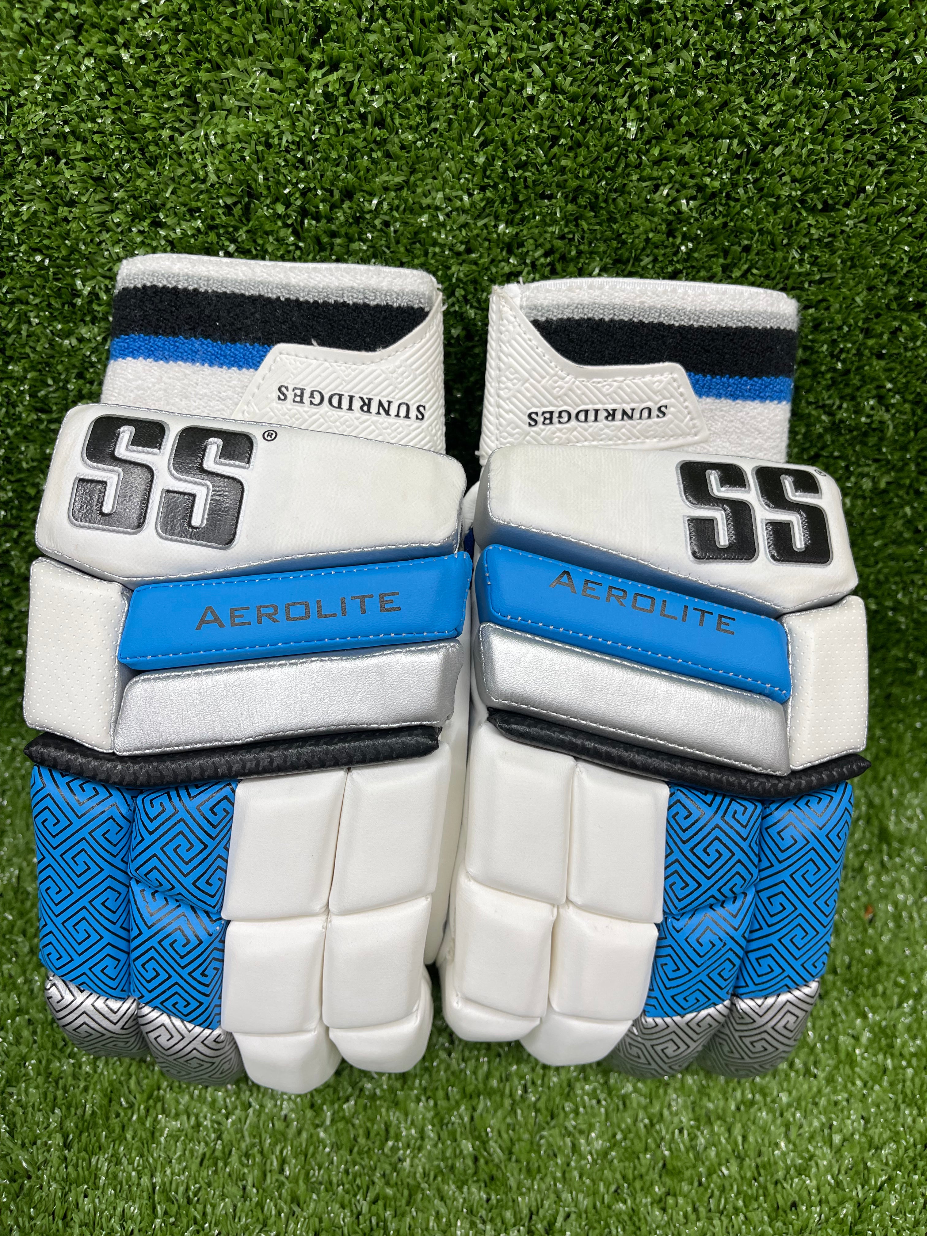 SS Aerolite Junior / Youth Cricket Batting Gloves