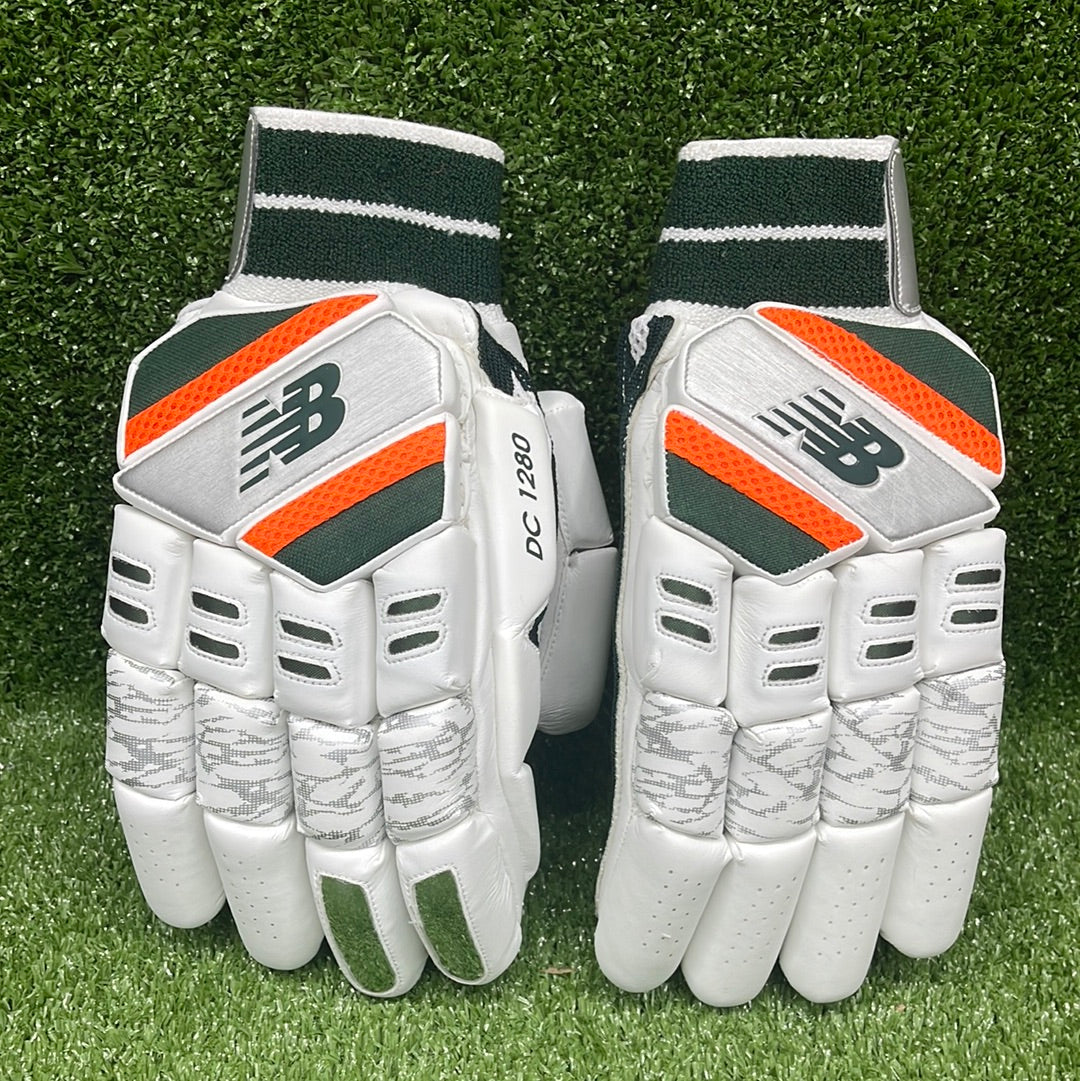 NB DC 1280 Adult Cricket Batting Gloves