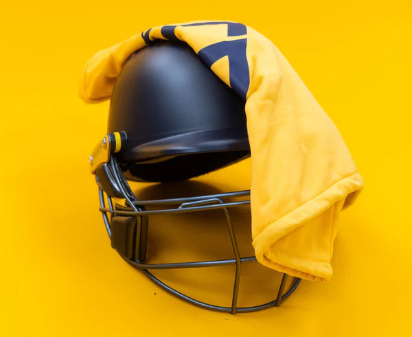 Masuri E-Line Plus Titanium Cricket Helmet - BLACK Masuri