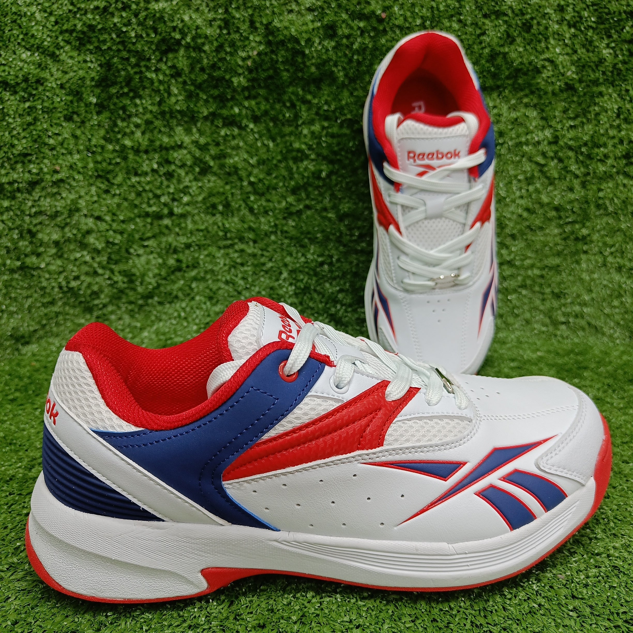 Reebok Not Out Syndicate White Vector Blue Red Cricket Metal Spike Shoes-2-Top_Cricket_Stoe