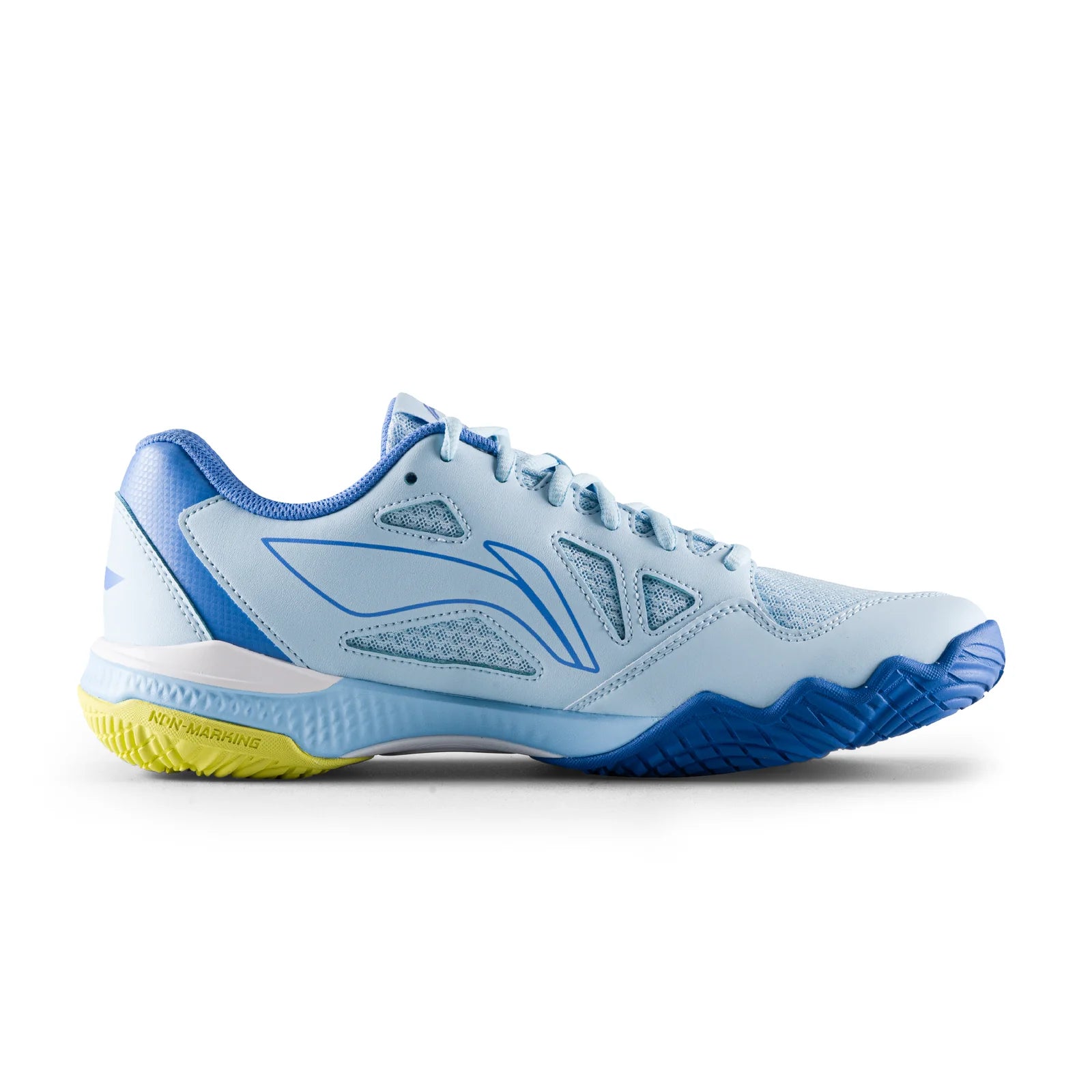 Non-marking rubber outsole of the Li-Ning Halberd Strike shoe for pickleball and squash