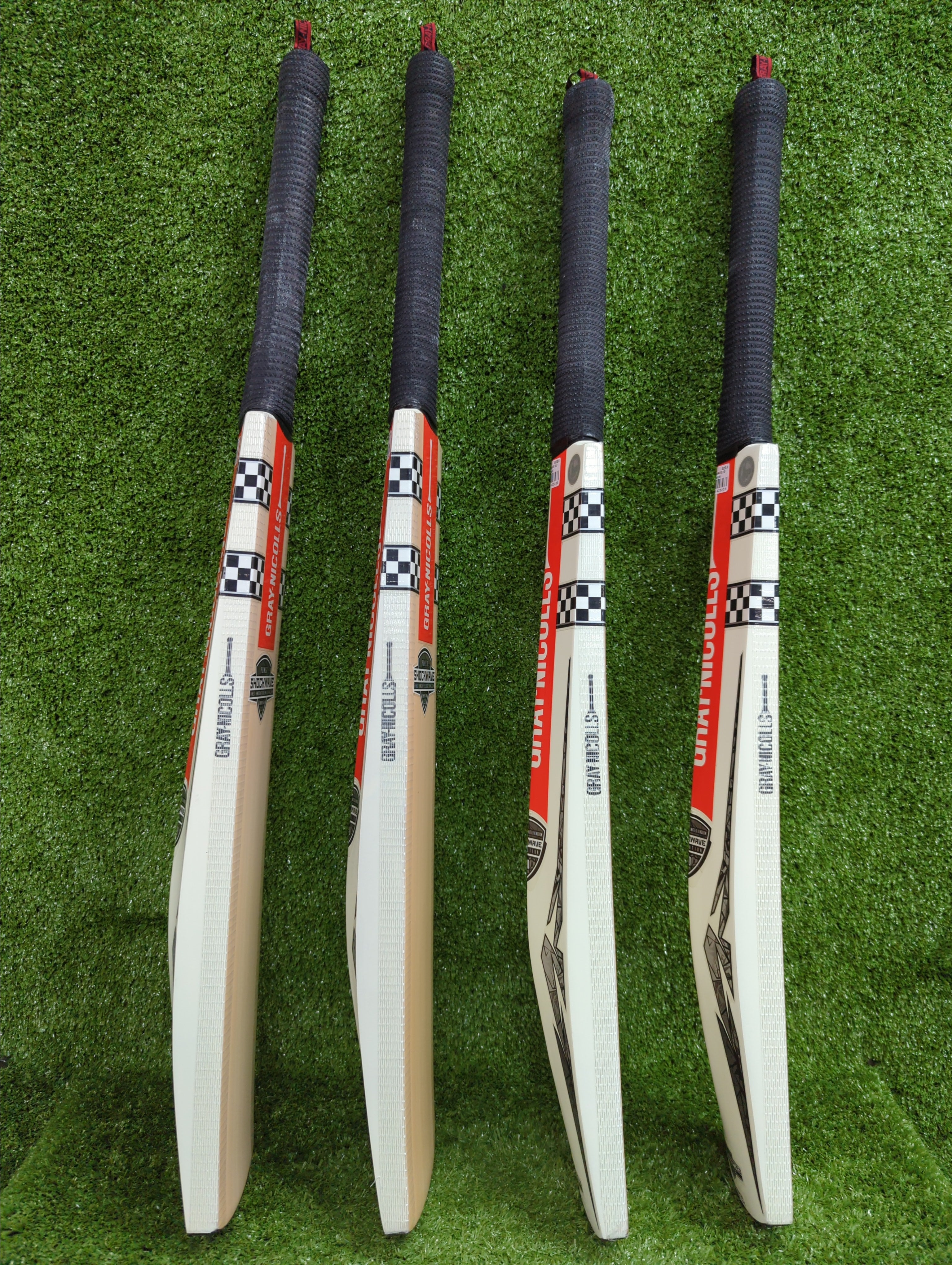 Gray-Nicolls Shockwave 2.0 Power Junior / Youth English Willow Cricket Bat